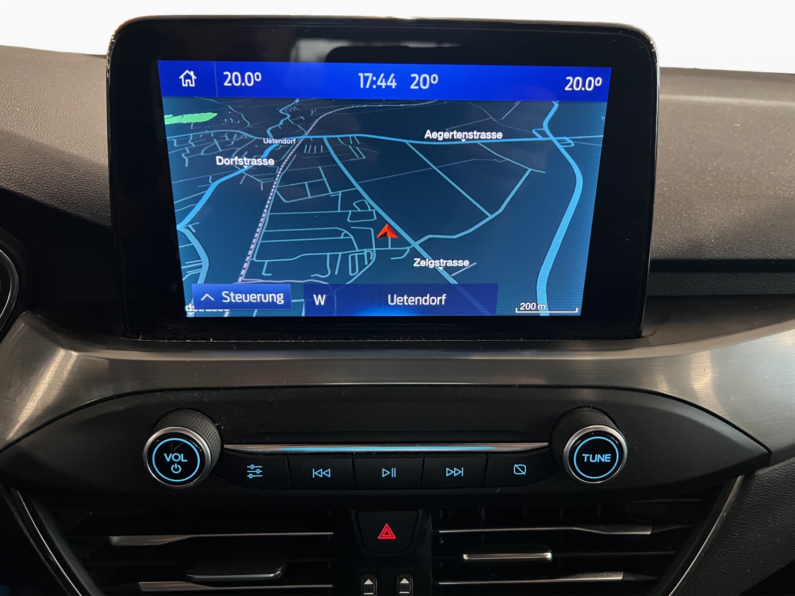 FORD Focus 1.5 TDCi Titanium X-image-10