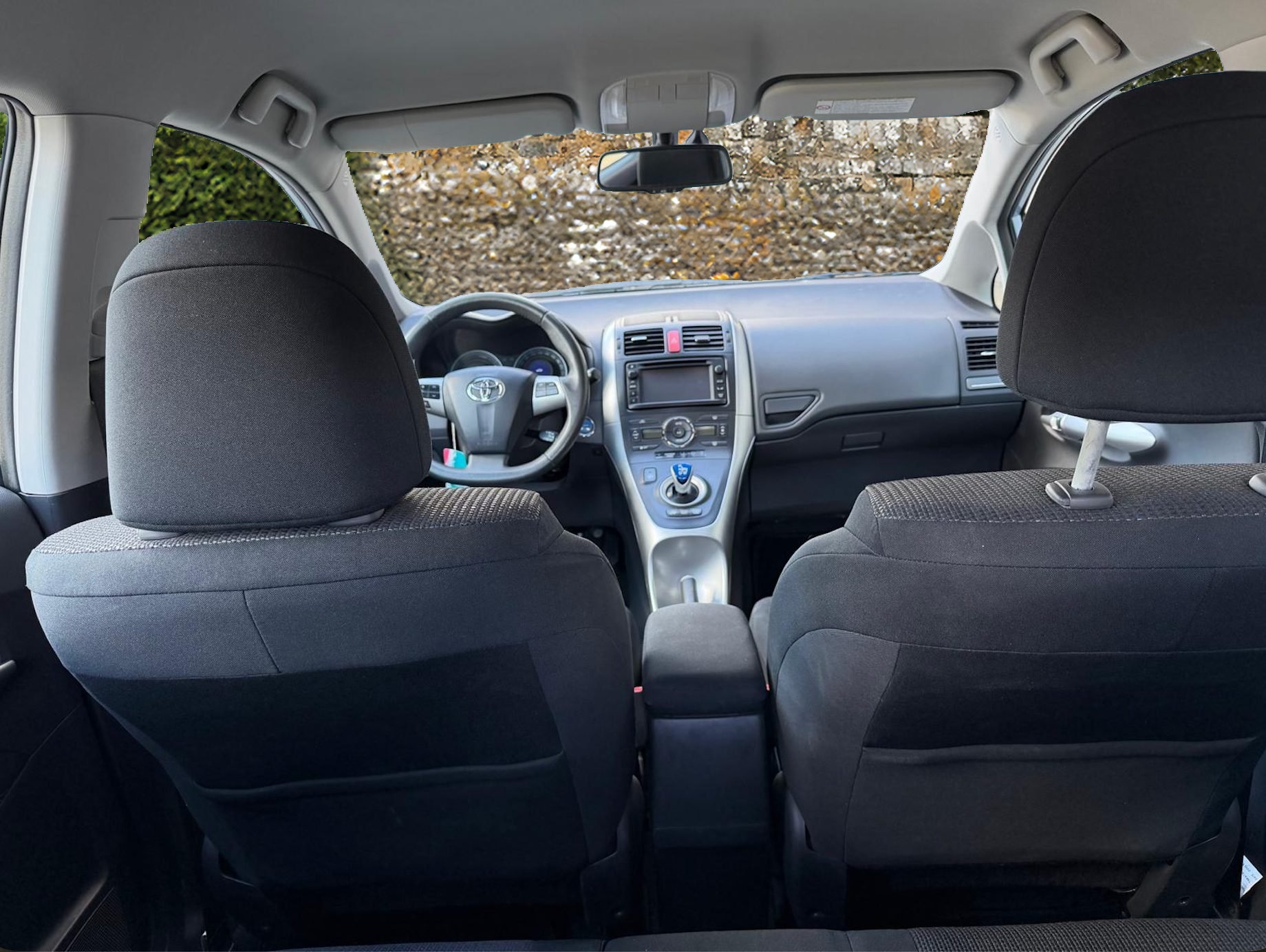 TOYOTA Auris 1.8 16V HSD Linea Sol Premium-image-9