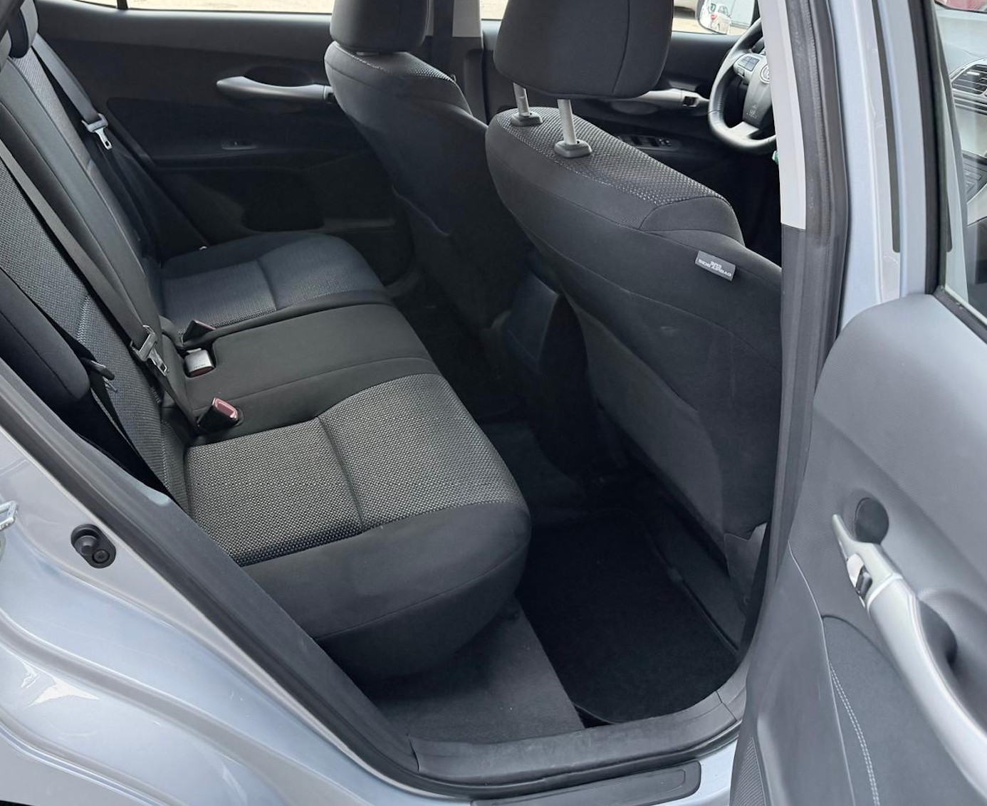 TOYOTA Auris 1.8 16V HSD Linea Sol Premium-image-12