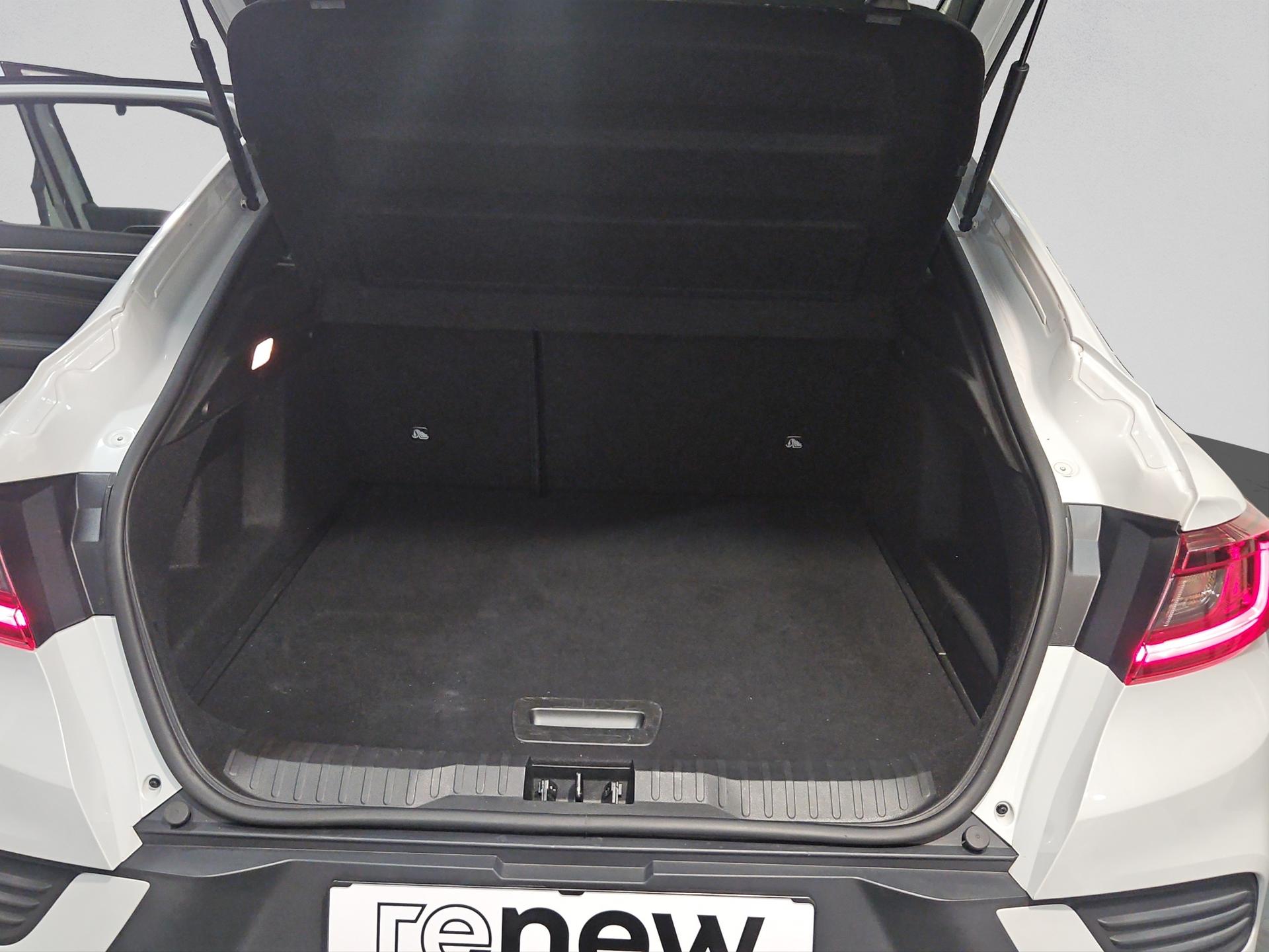 RENAULT Arkana 1.6 E-Tech Engineered-image-15