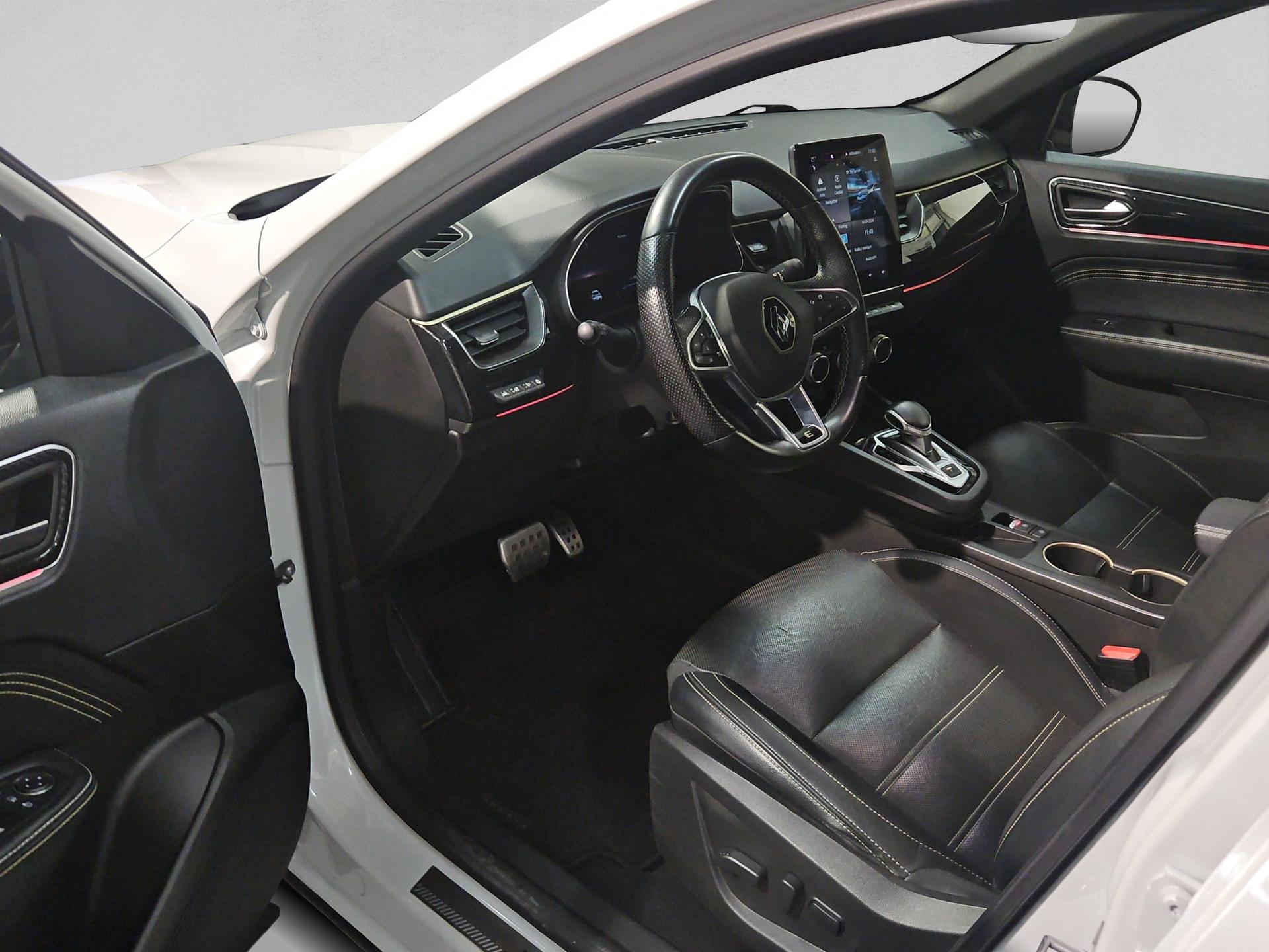 RENAULT Arkana 1.6 E-Tech Engineered-image-24