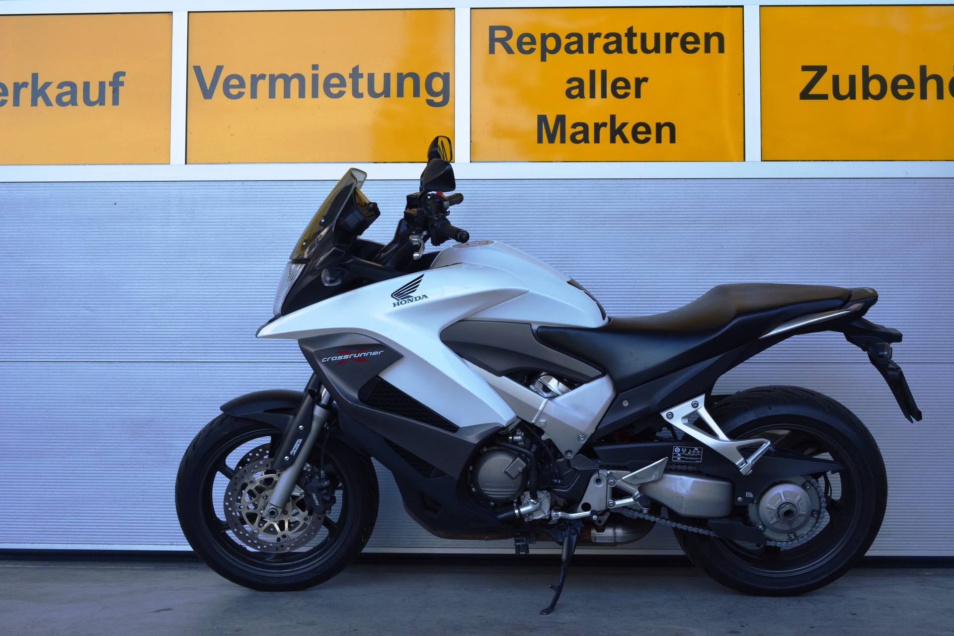 HONDA VFR 800 XA Crossrunner
