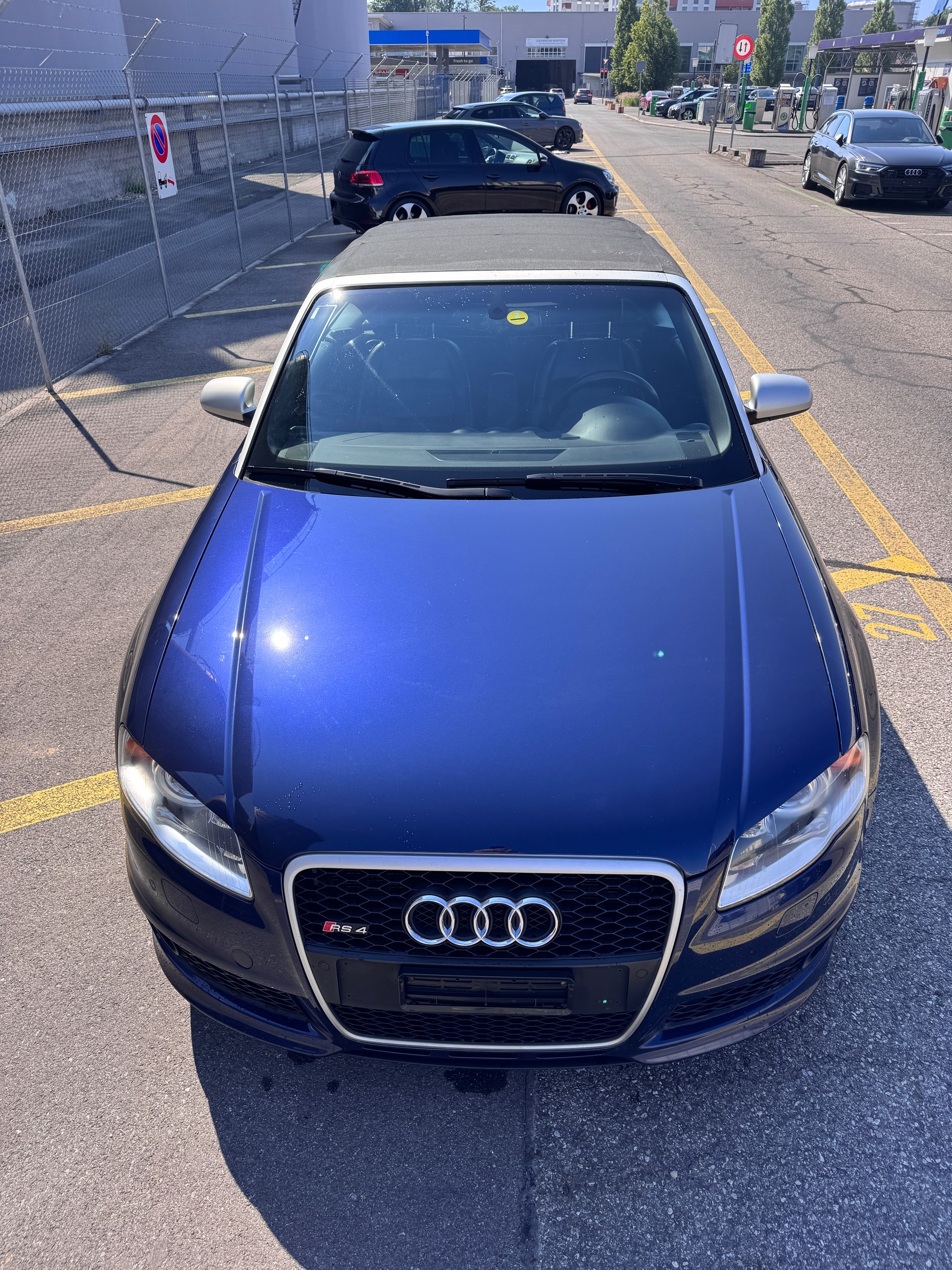 AUDI RS4 Cabriolet 4.2 V8 quattro-image-9
