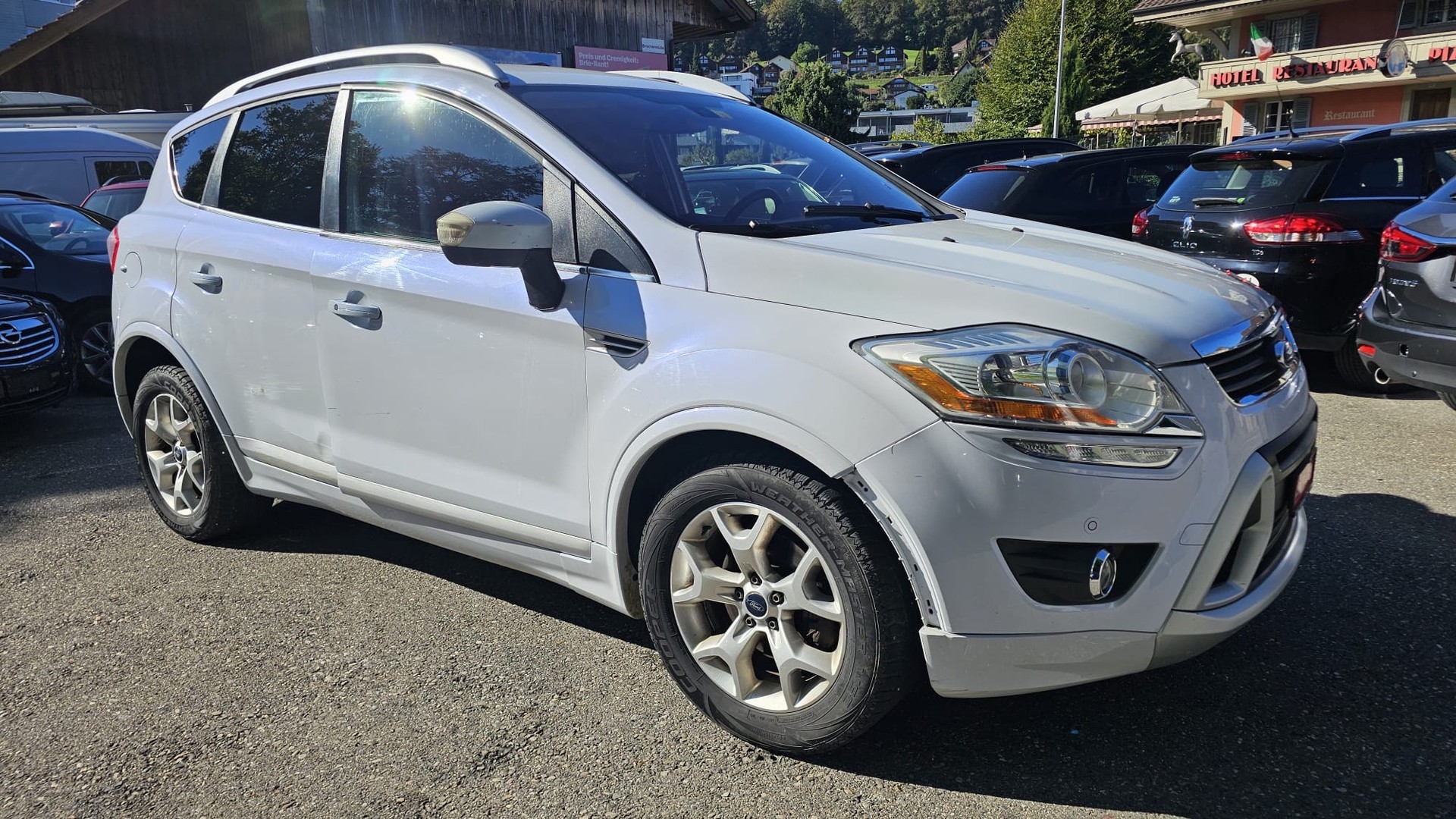 FORD Kuga 2.5 Turbo Titanium 4WD Automatic-image-1