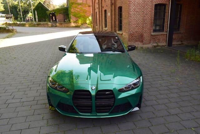 BMW M4-image-1