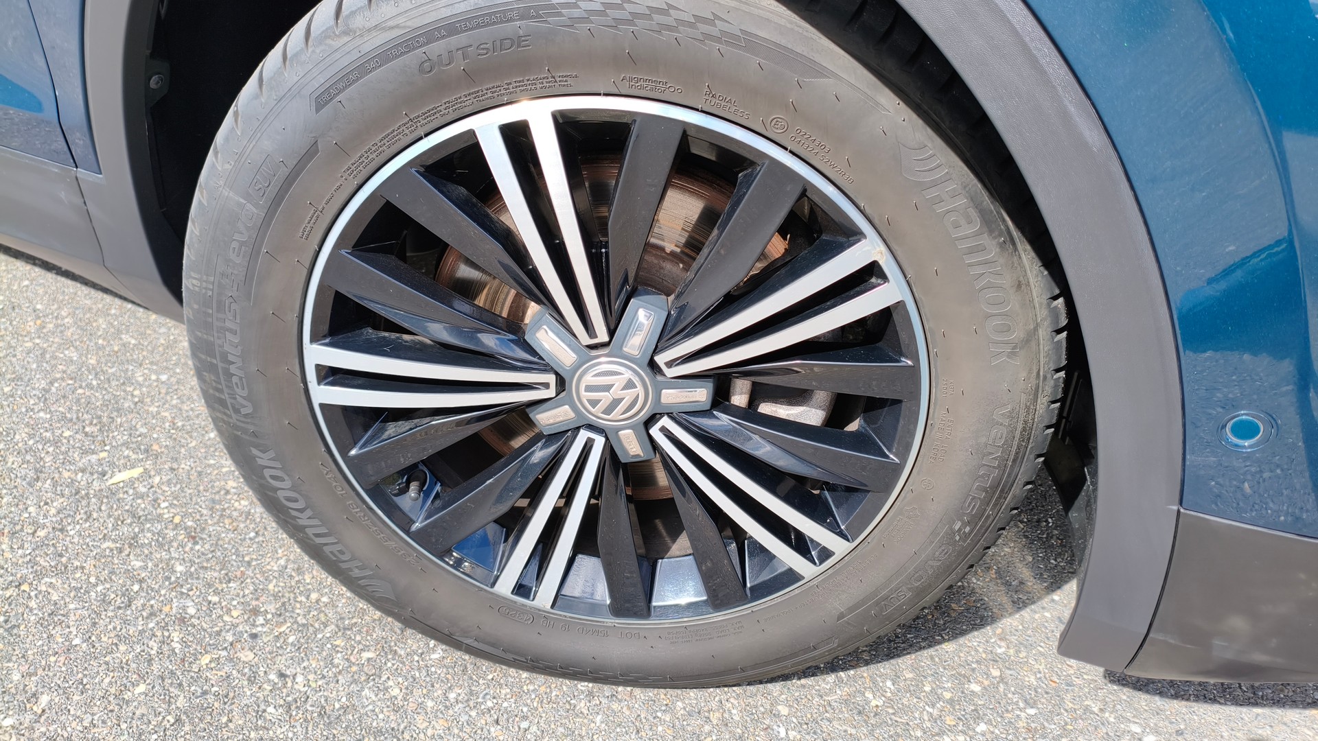 VW Tiguan 2.0 TDI SCR Elegance 4Motion DSG-image-7