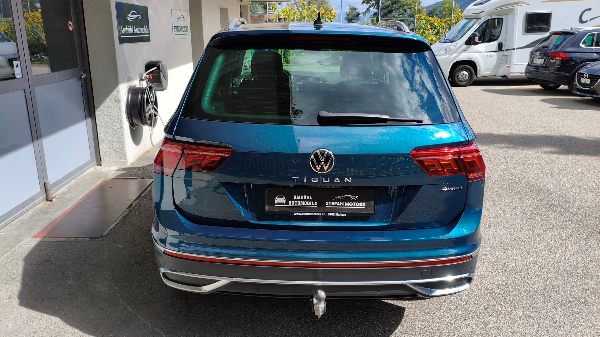VW Tiguan 2.0 TDI SCR Elegance 4Motion DSG-image-3