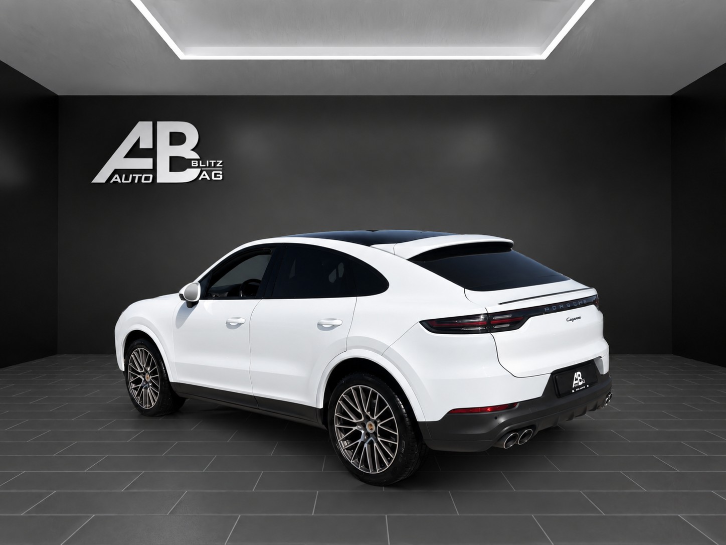 PORSCHE Cayenne Coupé 3.0 V6 Automat mit 340 PS-image-2