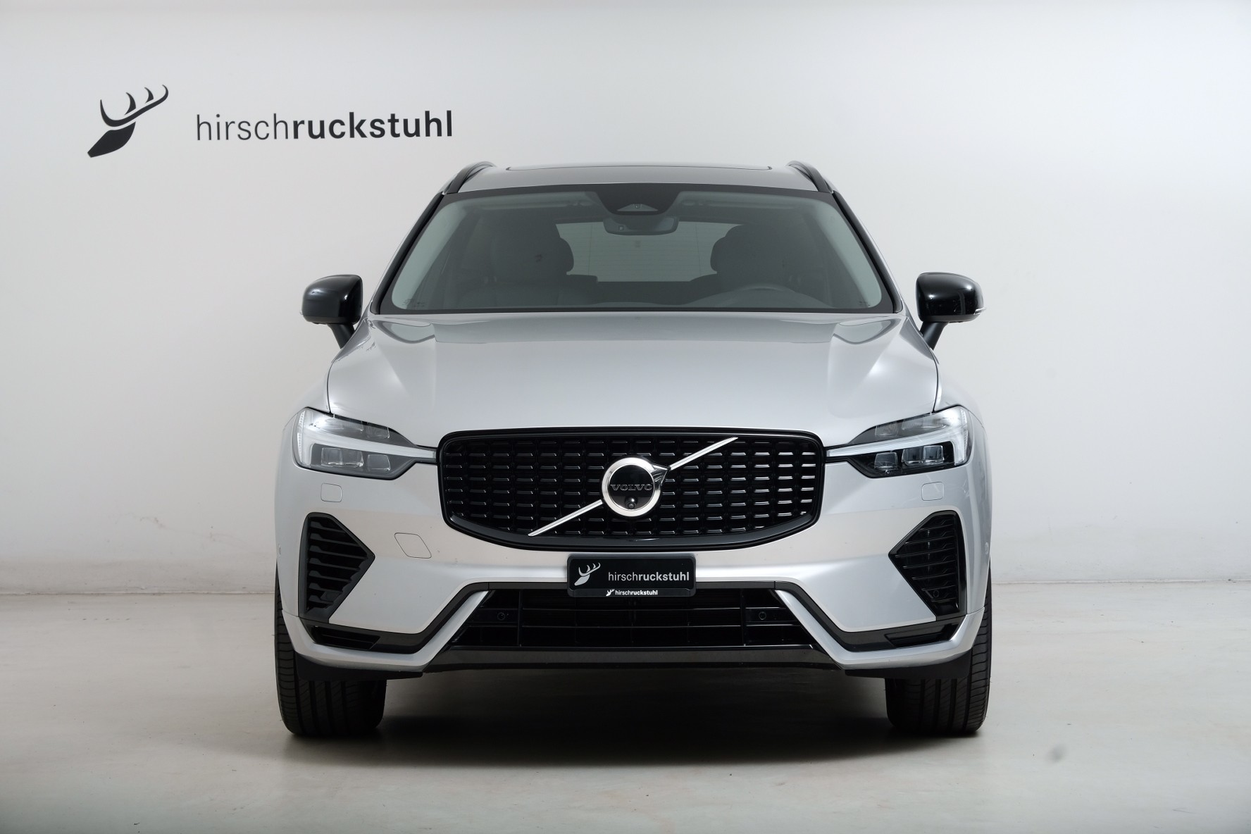 VOLVO XC60 2.0 T6 TE XCENTRIC eAWD-image-1
