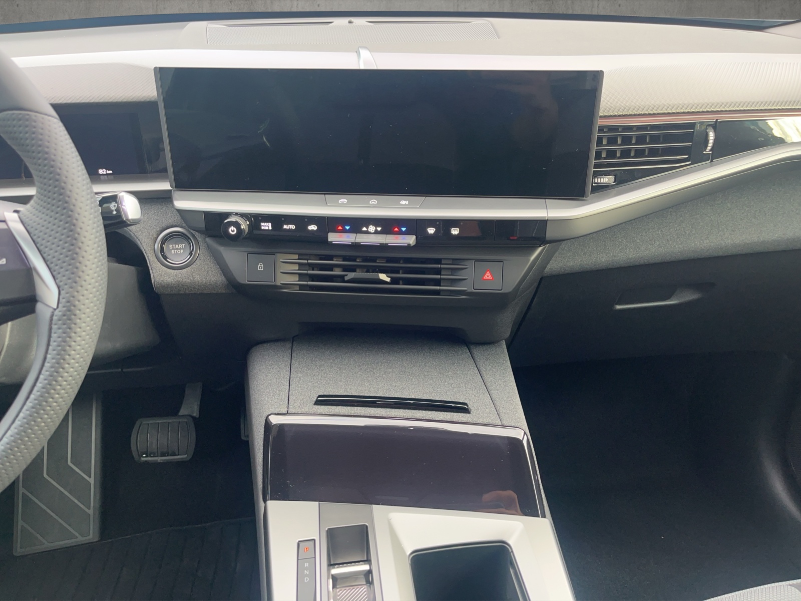 OPEL Grandland-e GS-image-10