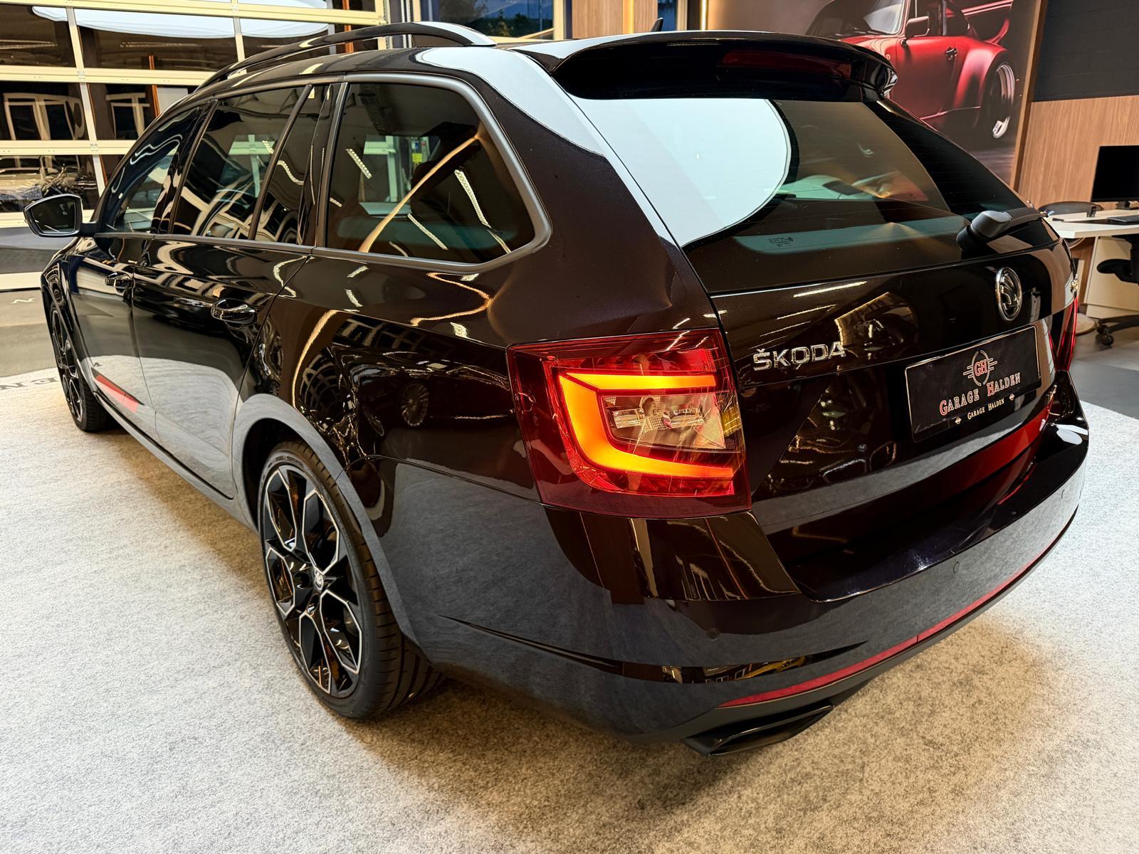 SKODA Octavia Combi 2.0 TSI 245 RS DSG-image-5