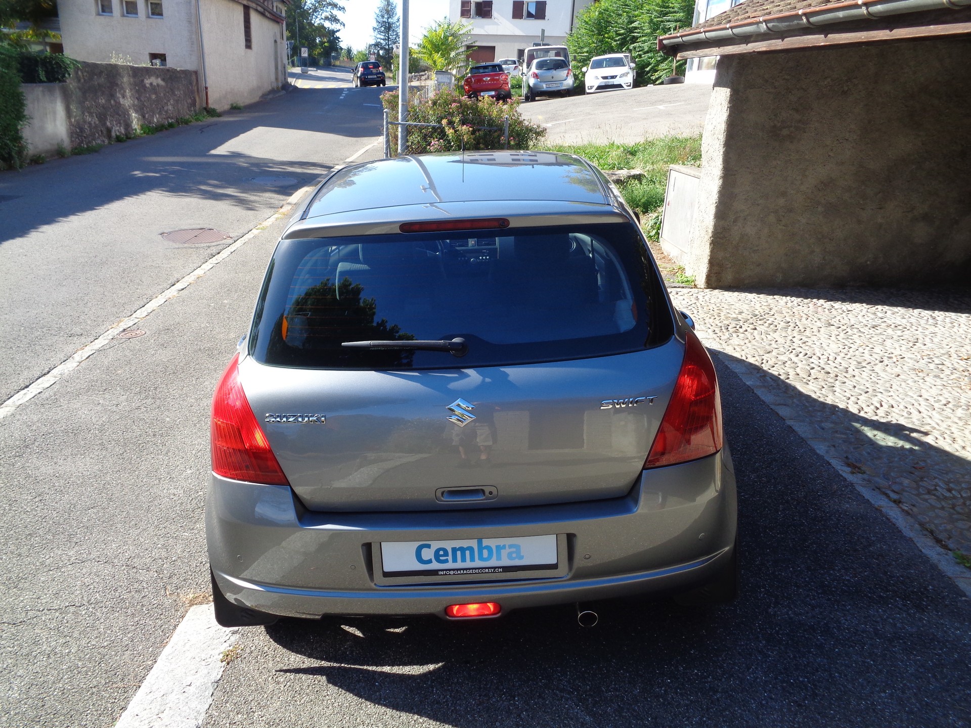 SUZUKI Swift 1.5i 16V VVT GL Top-image-3