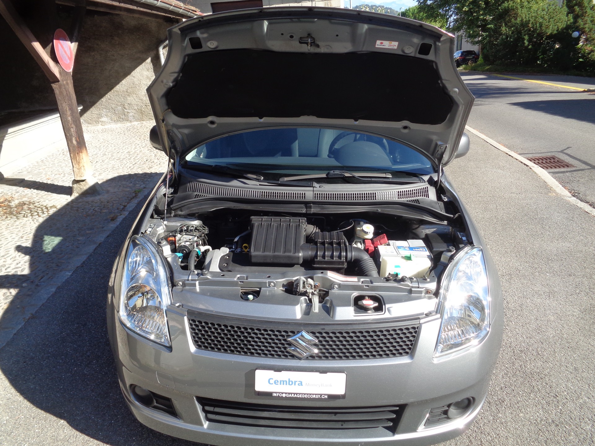 SUZUKI Swift 1.5i 16V VVT GL Top-image-8