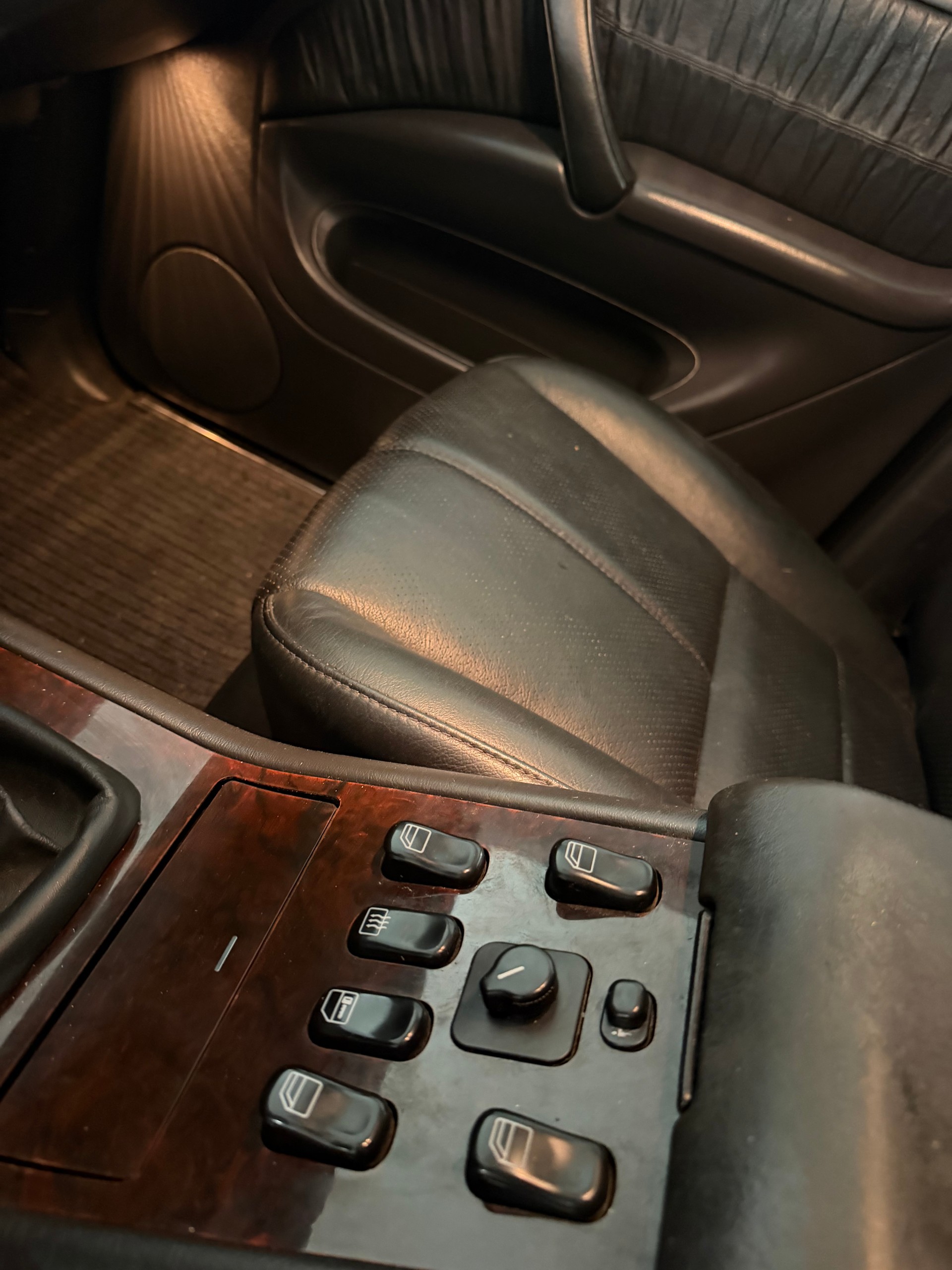 MERCEDES-BENZ ML 270 CDI-image-14