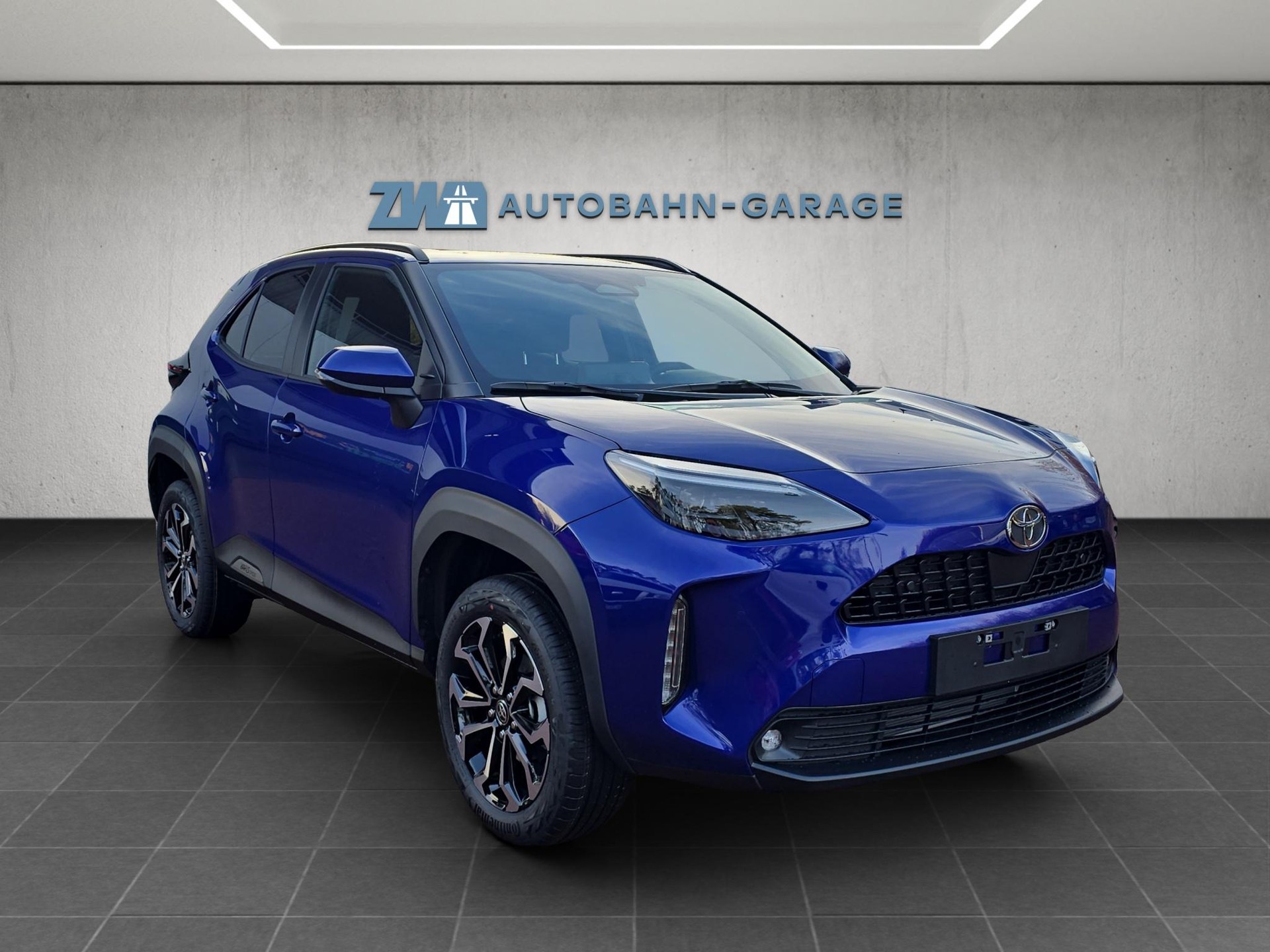 TOYOTA Yaris Cross 1.5 VVT-i HSD Trend AWD-i-image-6