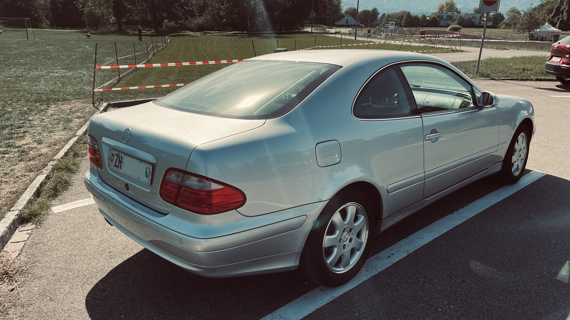 MERCEDES-BENZ CLK 320 V6-image-3