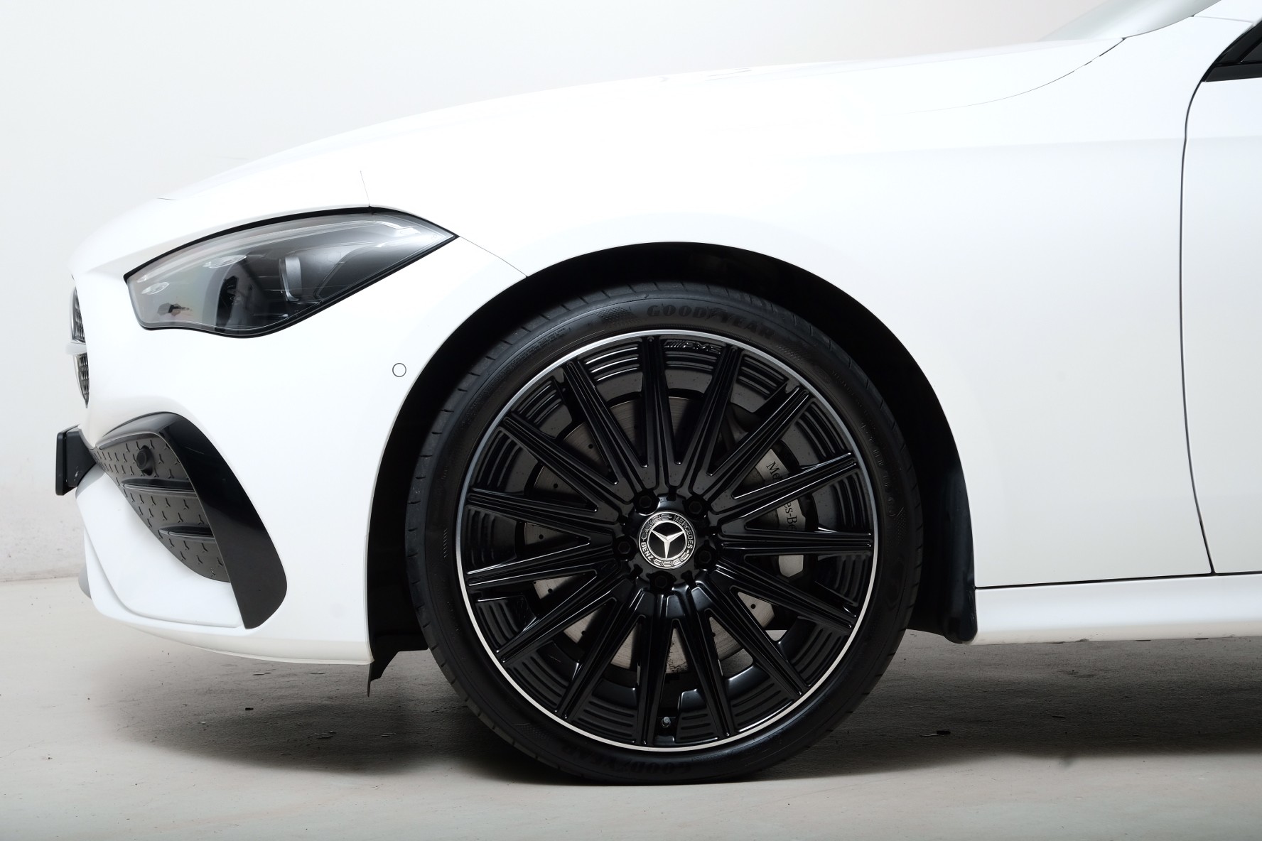 MERCEDES-BENZ CLE 450 AMG Line 4matic C236-image-2