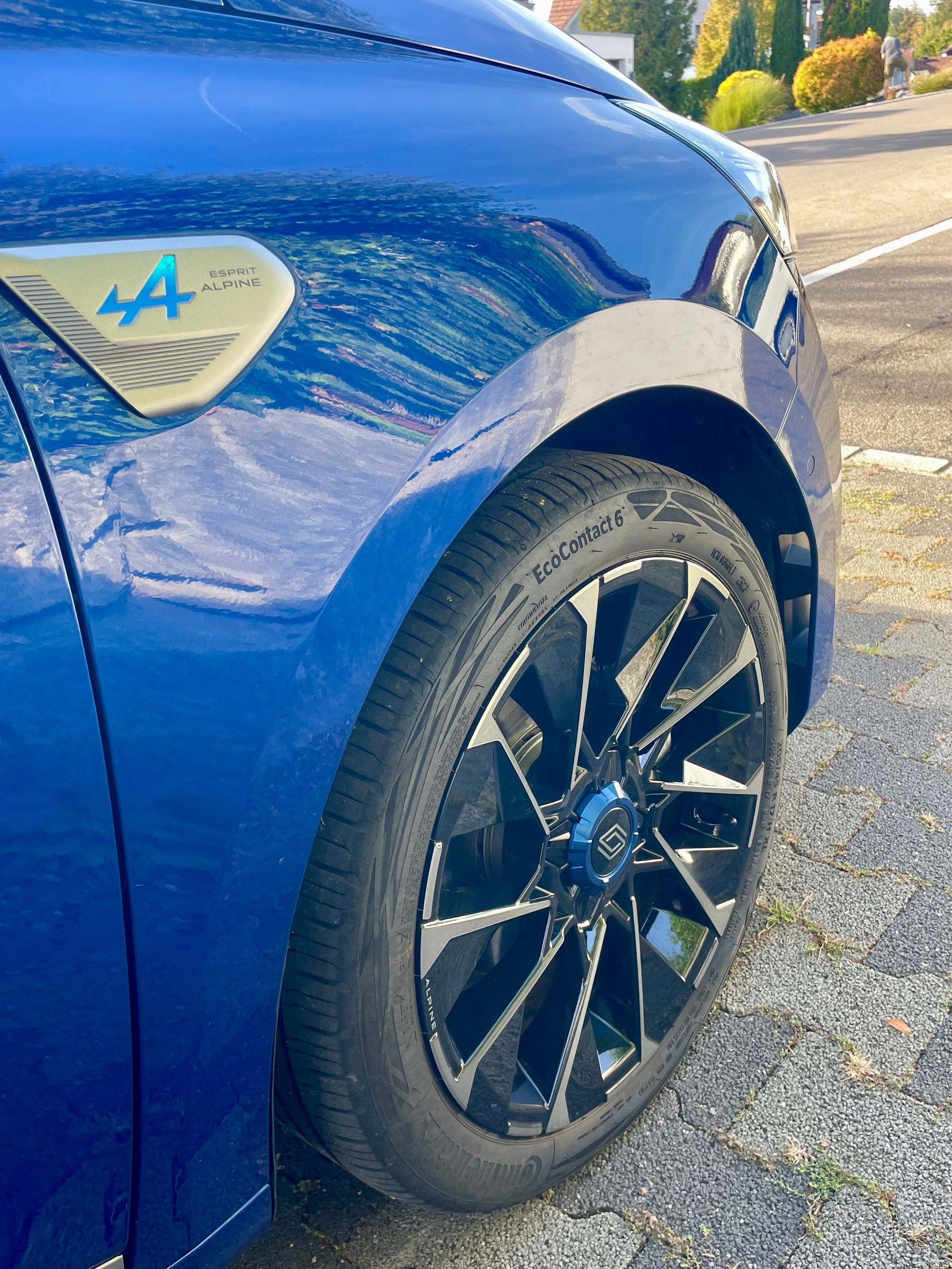 RENAULT Clio 1.6 E-Tech Esprit Alpine 143 PS Automat mit Abstandsregeltempomat und AHK!!-image-9