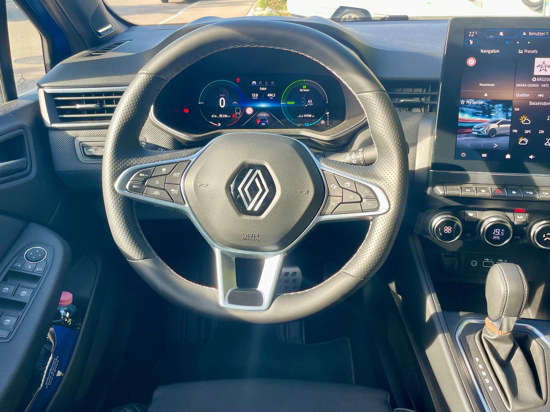 RENAULT Clio 1.6 E-Tech Esprit Alpine 143 PS Automat mit Abstandsregeltempomat und AHK!!-image-11