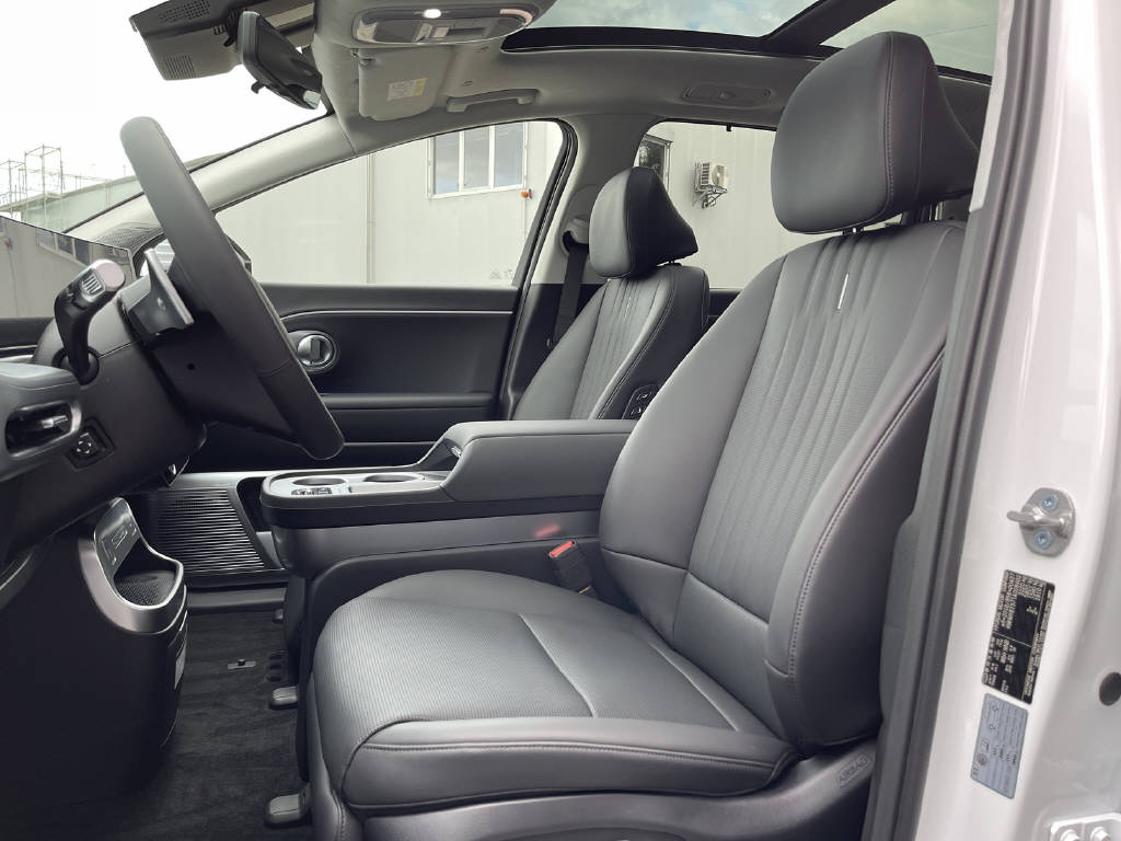 HYUNDAI Ioniq 9 110kWh Vertex Caligraphy 4WD-image-8