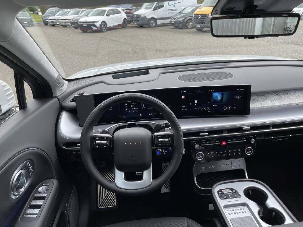 HYUNDAI Ioniq 9 110kWh Vertex Caligraphy 4WD-image-9