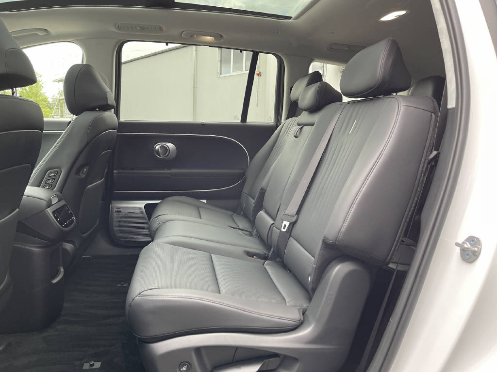 HYUNDAI Ioniq 9 110kWh Vertex Caligraphy 4WD-image-7