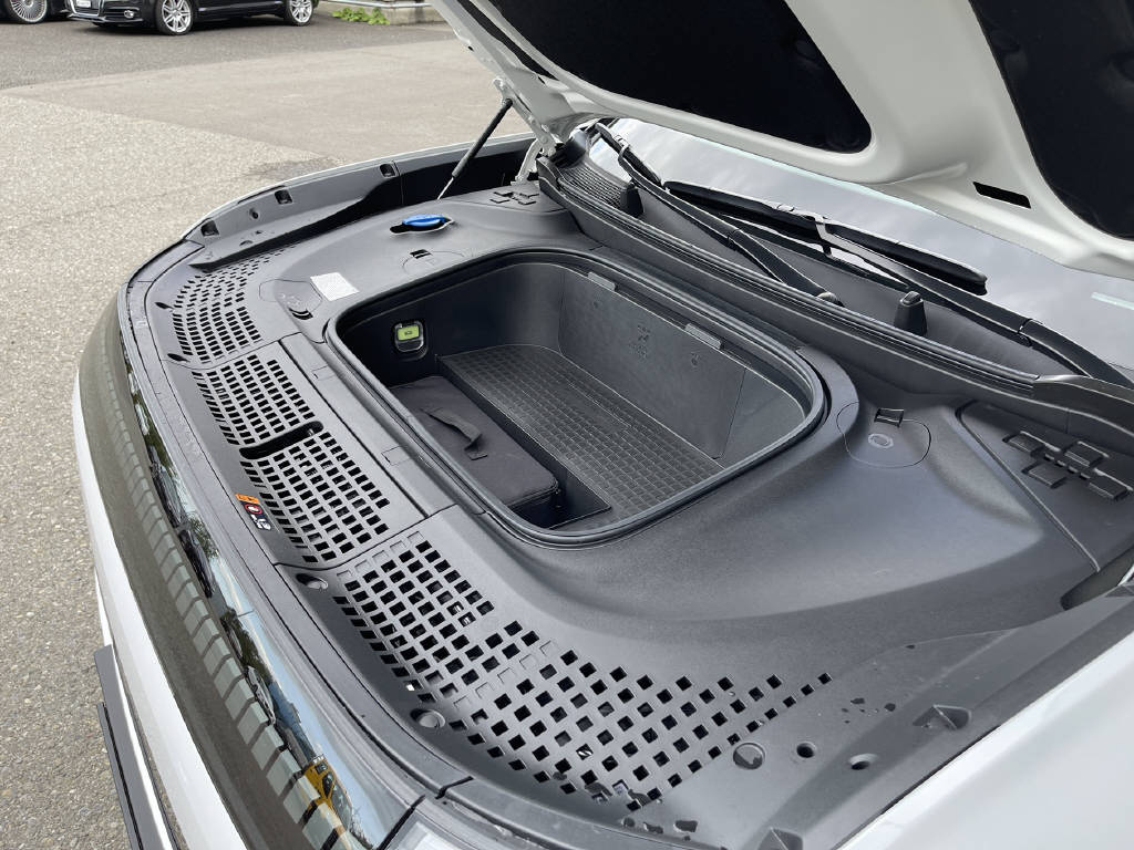 HYUNDAI Ioniq 9 110kWh Vertex Caligraphy 4WD-image-12