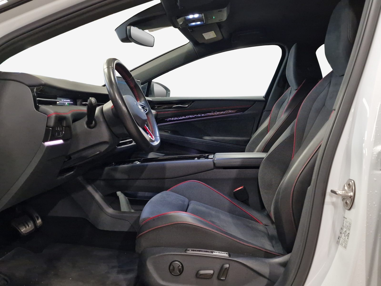 VW ID.7 Tourer GTX 86 kWh GTX United 4 Motion-image-7
