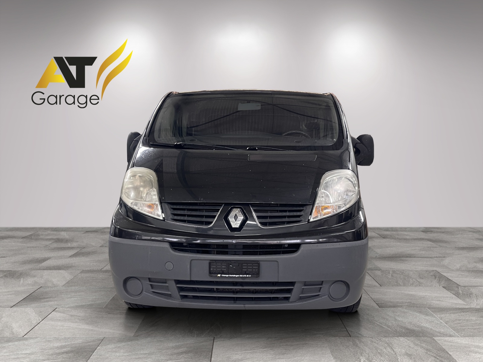 RENAULT Trafic 2.0 dCi 115 2.9t L1H1-image-1
