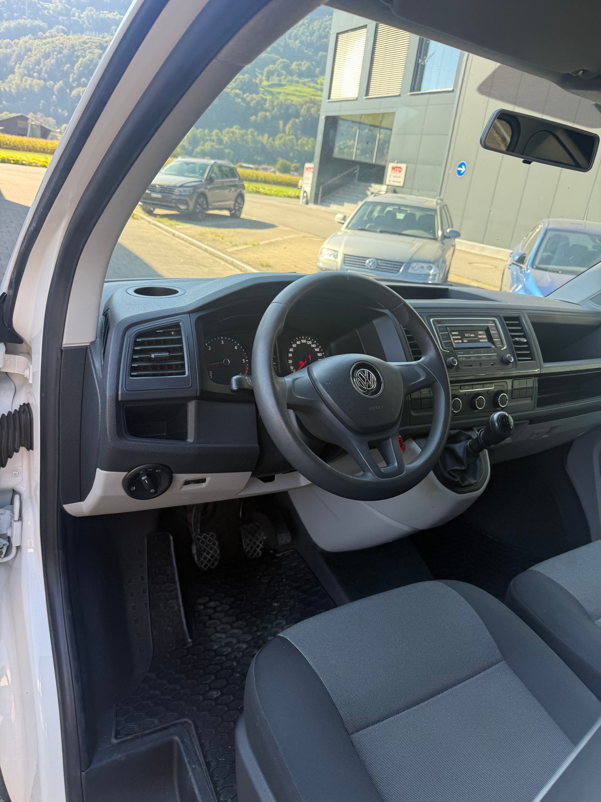 VW T6 2.0 TDI 4Motion-image-7
