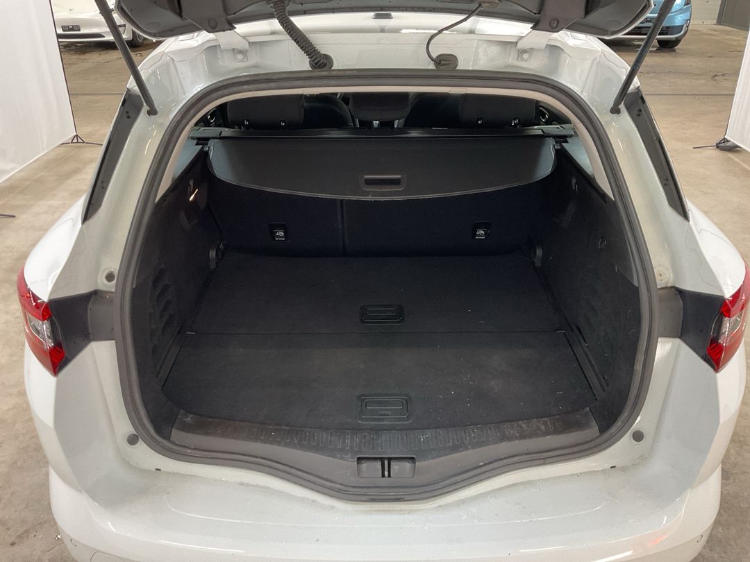 RENAULT Mégane Grandtour 1.5 dCi Business EDC-image-8