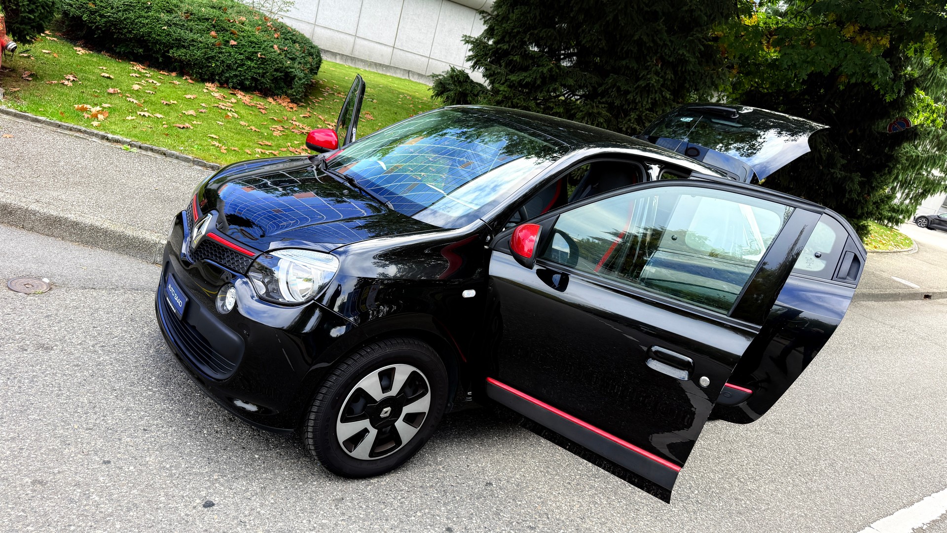 RENAULT Twingo 1.0 Life-image-14