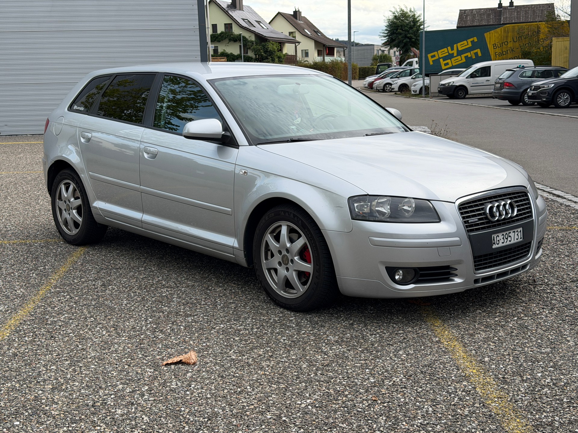 AUDI A3 Sportback 2.0 TDI Attraction quattro-image-2