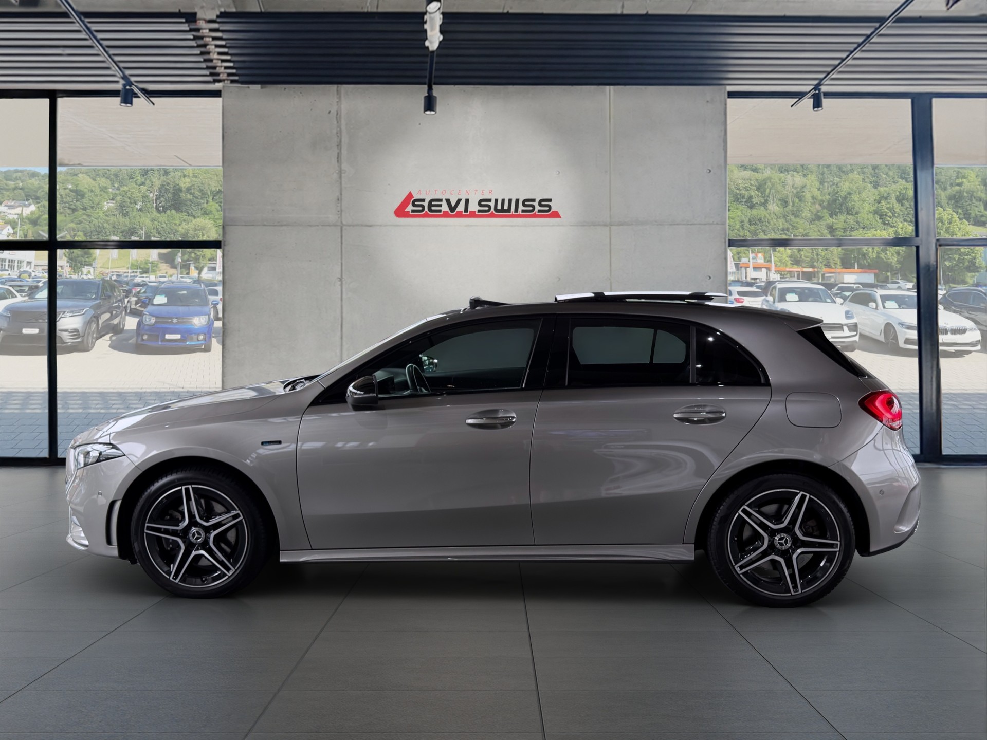 MERCEDES-BENZ A 250e AMG Line 8G-DCT*Frisch ab MFK,1 Jahr oder 20'000km Garantie auf Motor und Getriebe*-image-4
