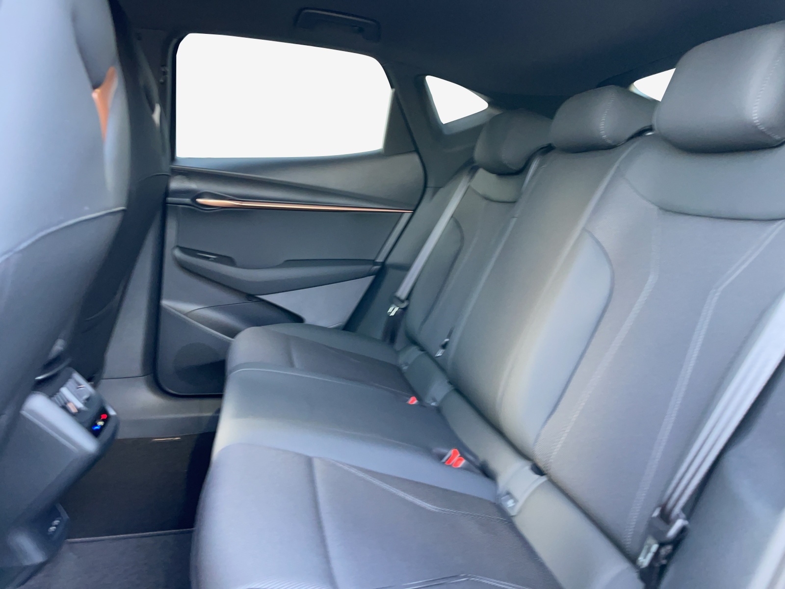 CUPRA Tavascan 77 kWh Edge Prime Edition-image-11
