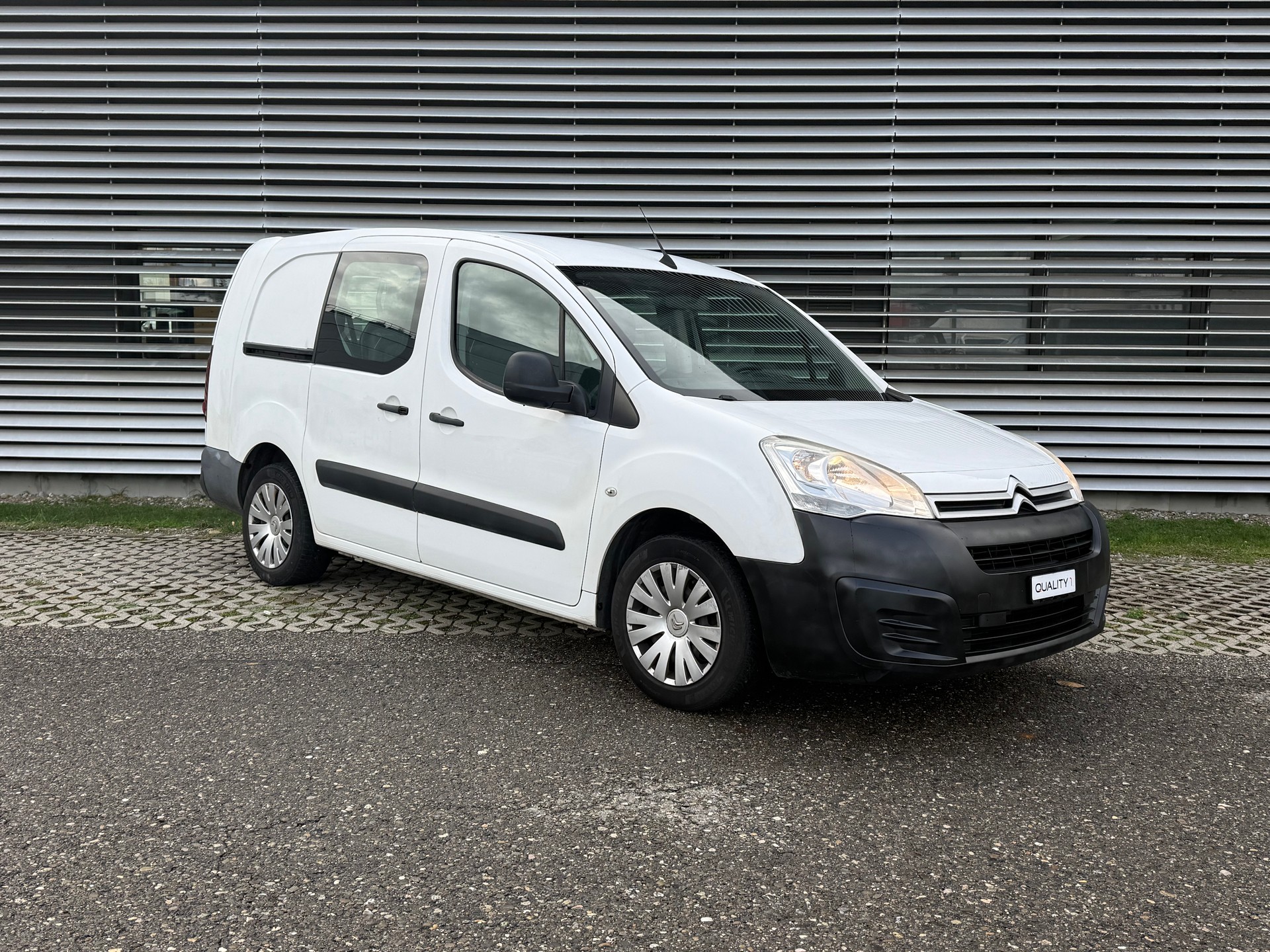 CITROEN Berlingo 1.6HDi L vertiefte Kab./Cab. approfondie-image-8