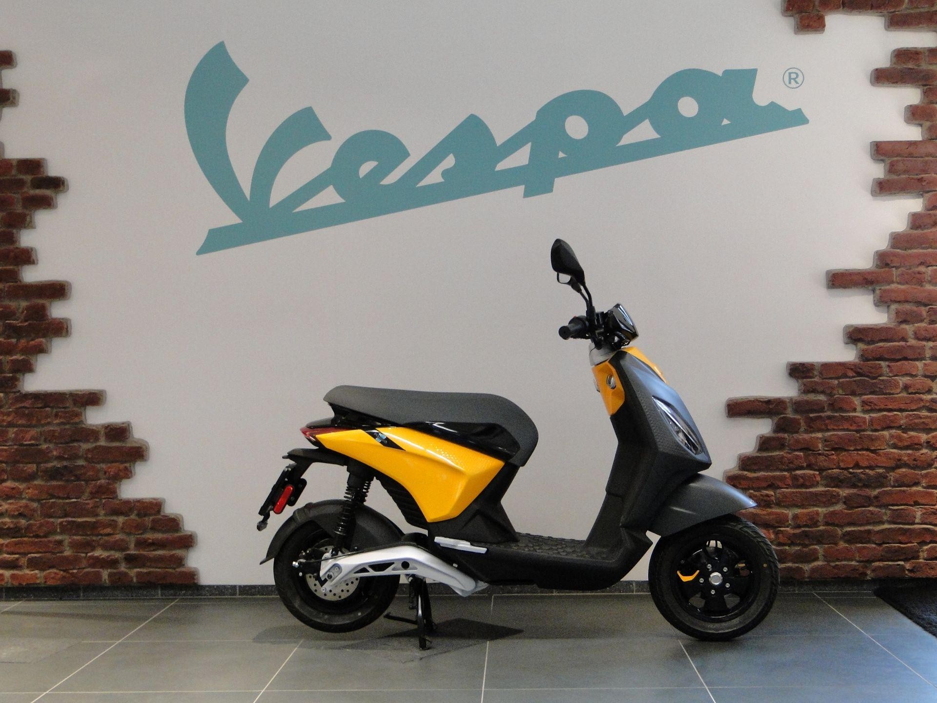PIAGGIO 1 Active-showroom-element-1