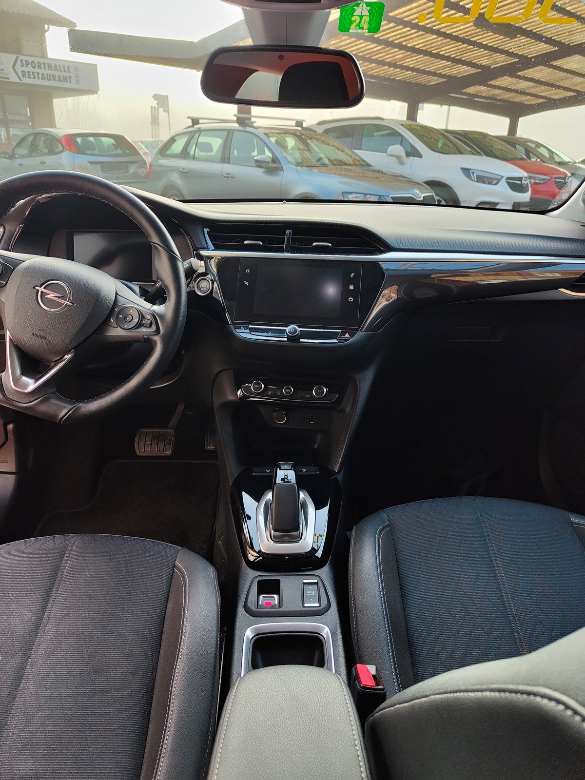 OPEL Corsa e-Elegance-image-5