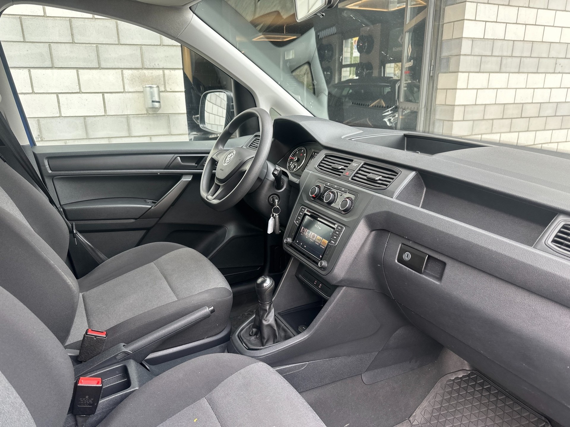 VW Caddy Kaw. 2.0 TDI 102 BlueMT-image-6