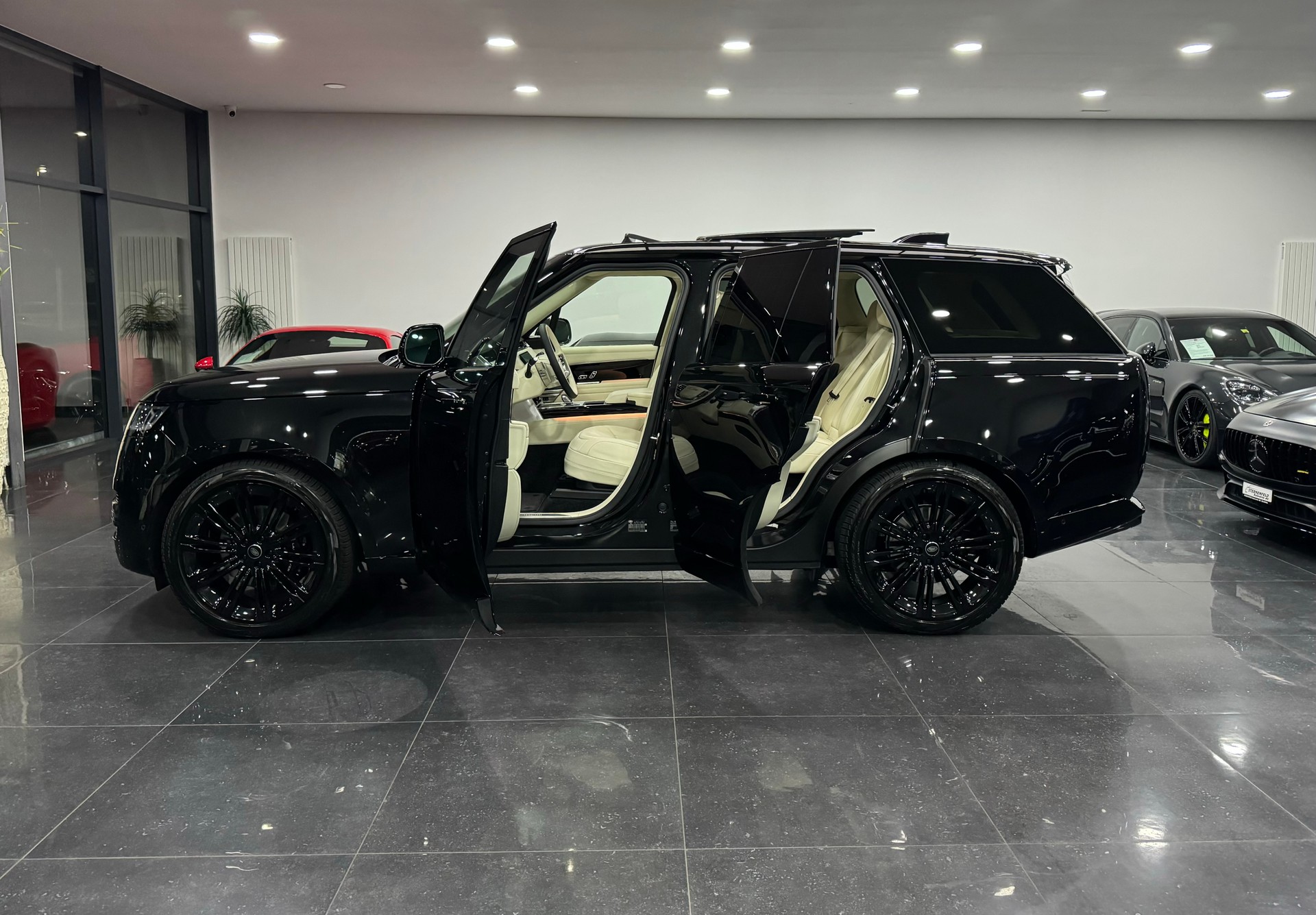 LAND ROVER Range Rover D350 3.0D I6 MHEV Autobiography Automatic-image-2