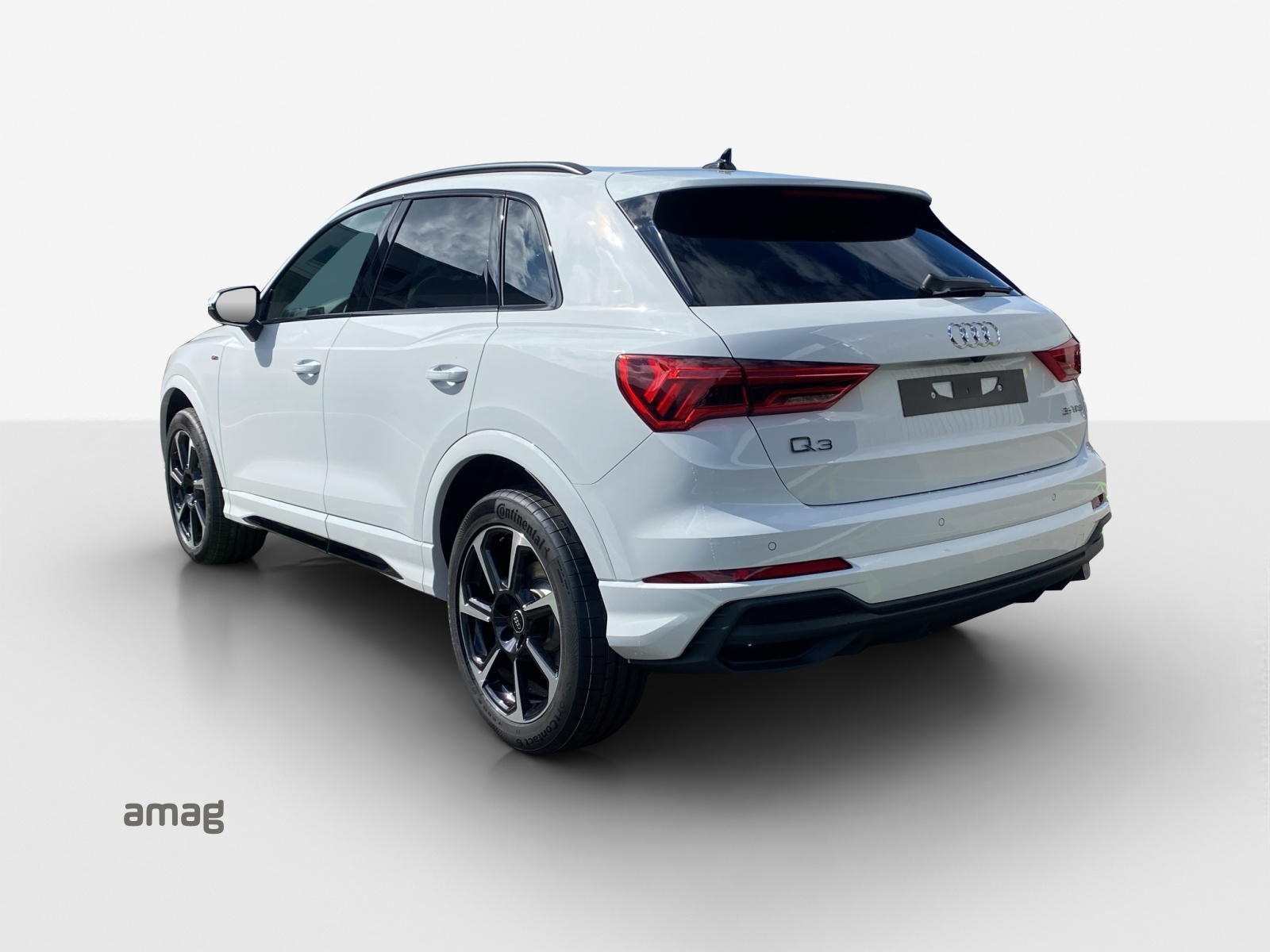 AUDI Q3 35 TFSI S line S-tronic-image-2