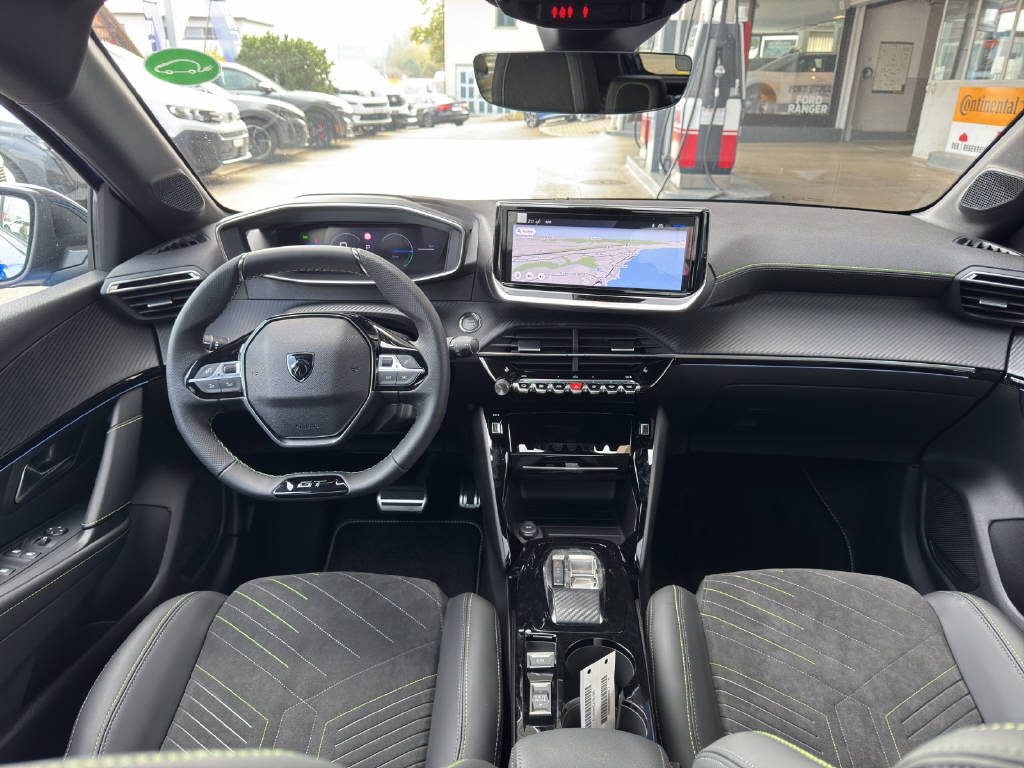 PEUGEOT 208 e-GT-image-6