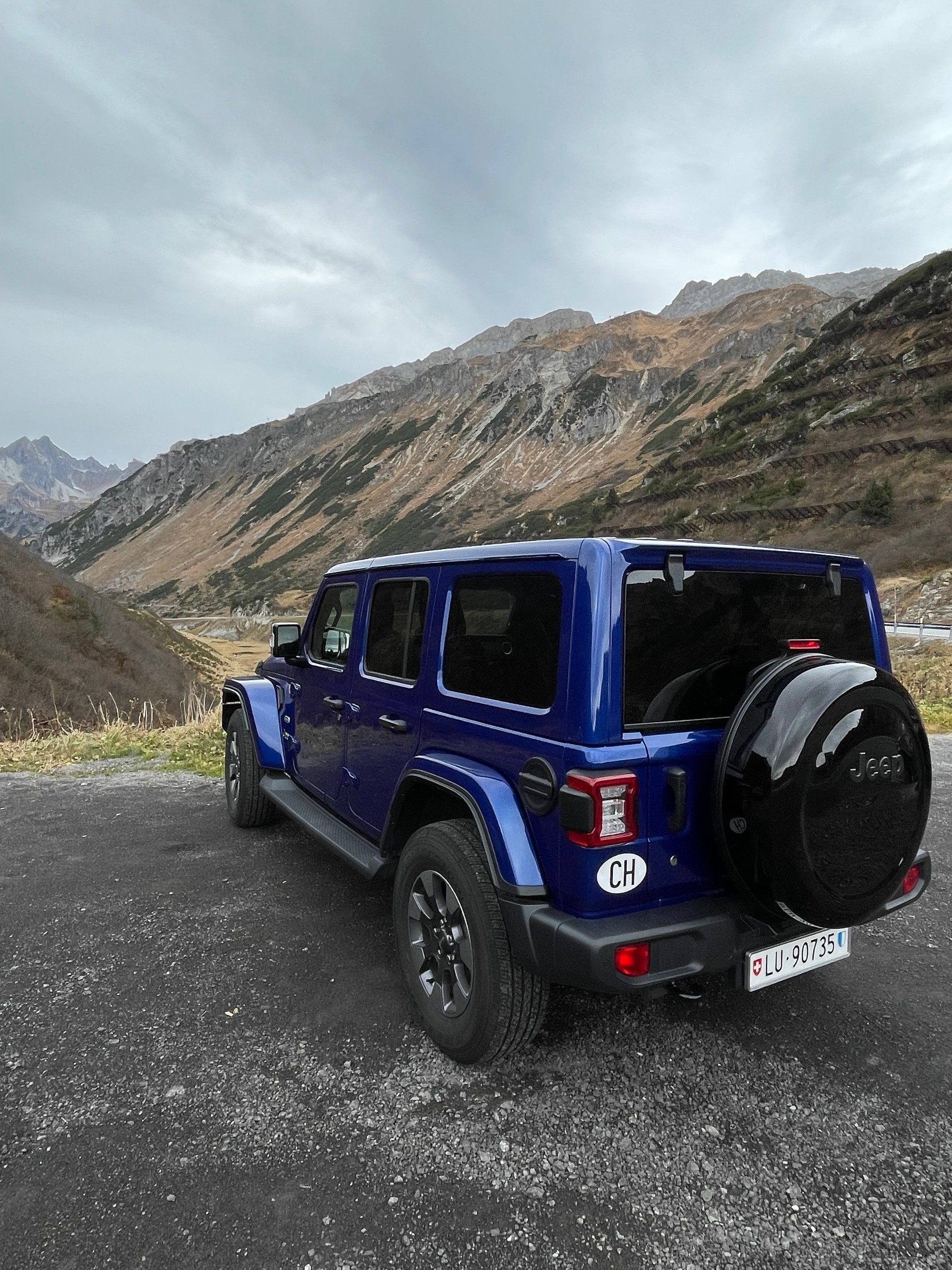 JEEP Wrangler Unli. Sahara mit Werksgarantie bis 2027-image-5