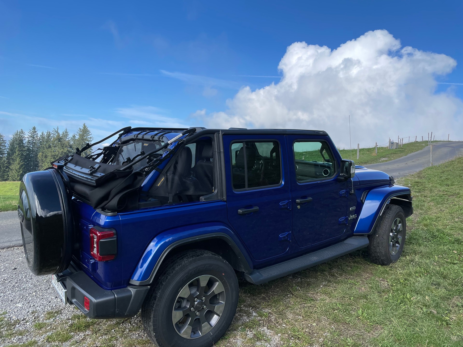 JEEP Wrangler Unli. Sahara mit Werksgarantie bis 2027-image-10