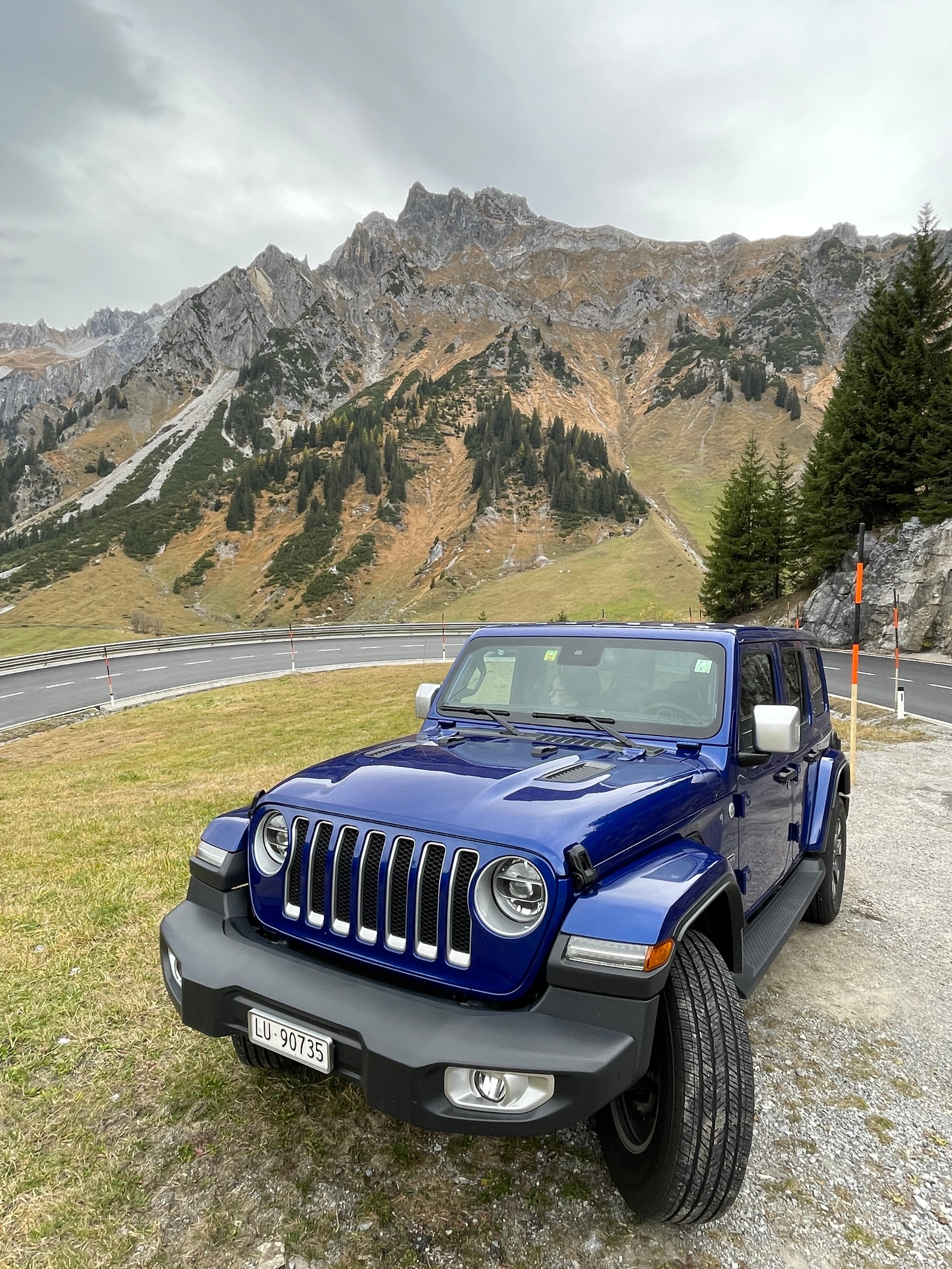 JEEP Wrangler Unli. Sahara mit Werksgarantie bis 2027-image-8