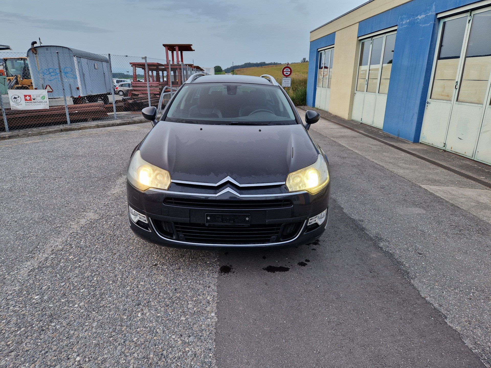CITROEN C5 Tourer 1.6 Turbo Exclusive Automatic-image-0