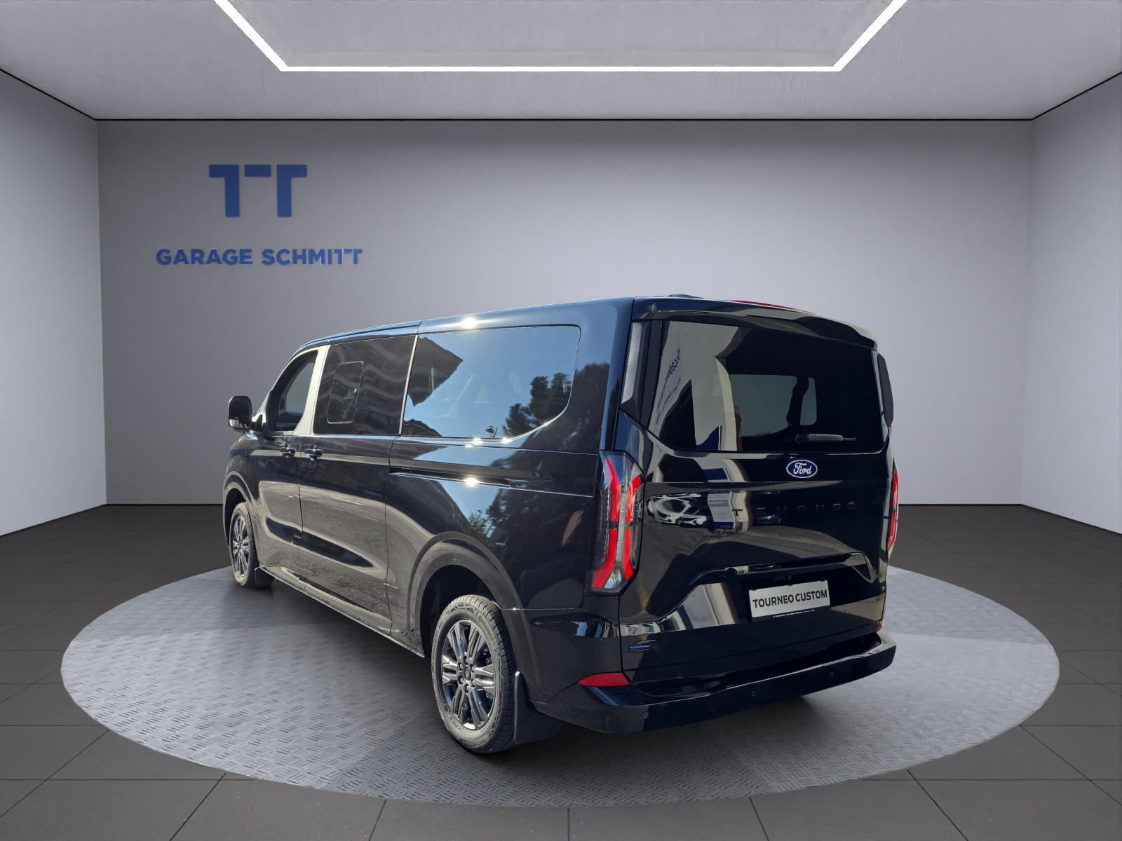 FORD E-Tourneo C bus 340 L2 Titaniu-showroom-element-1
