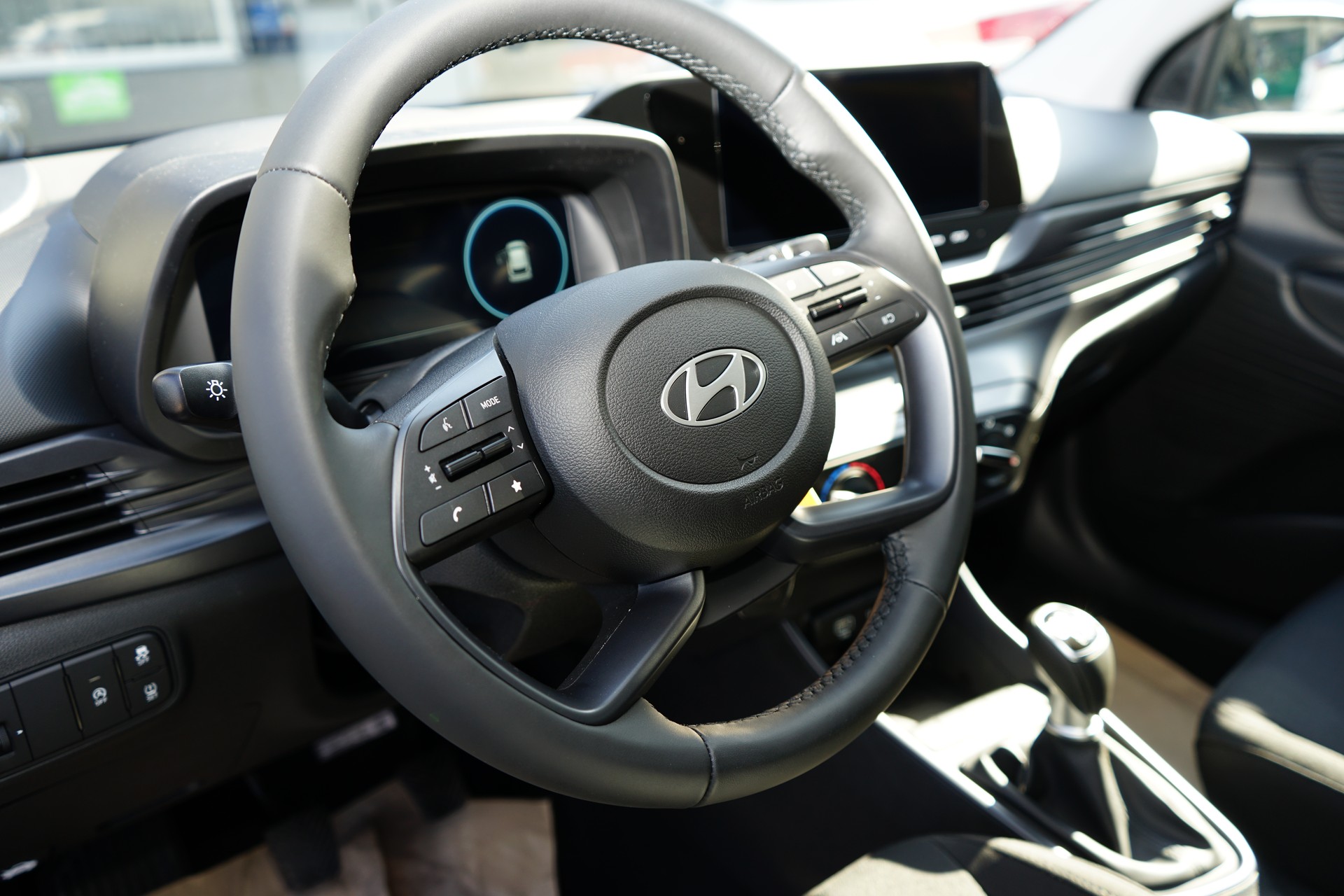 HYUNDAI i20 1.0 T-GDi Origo-image-6