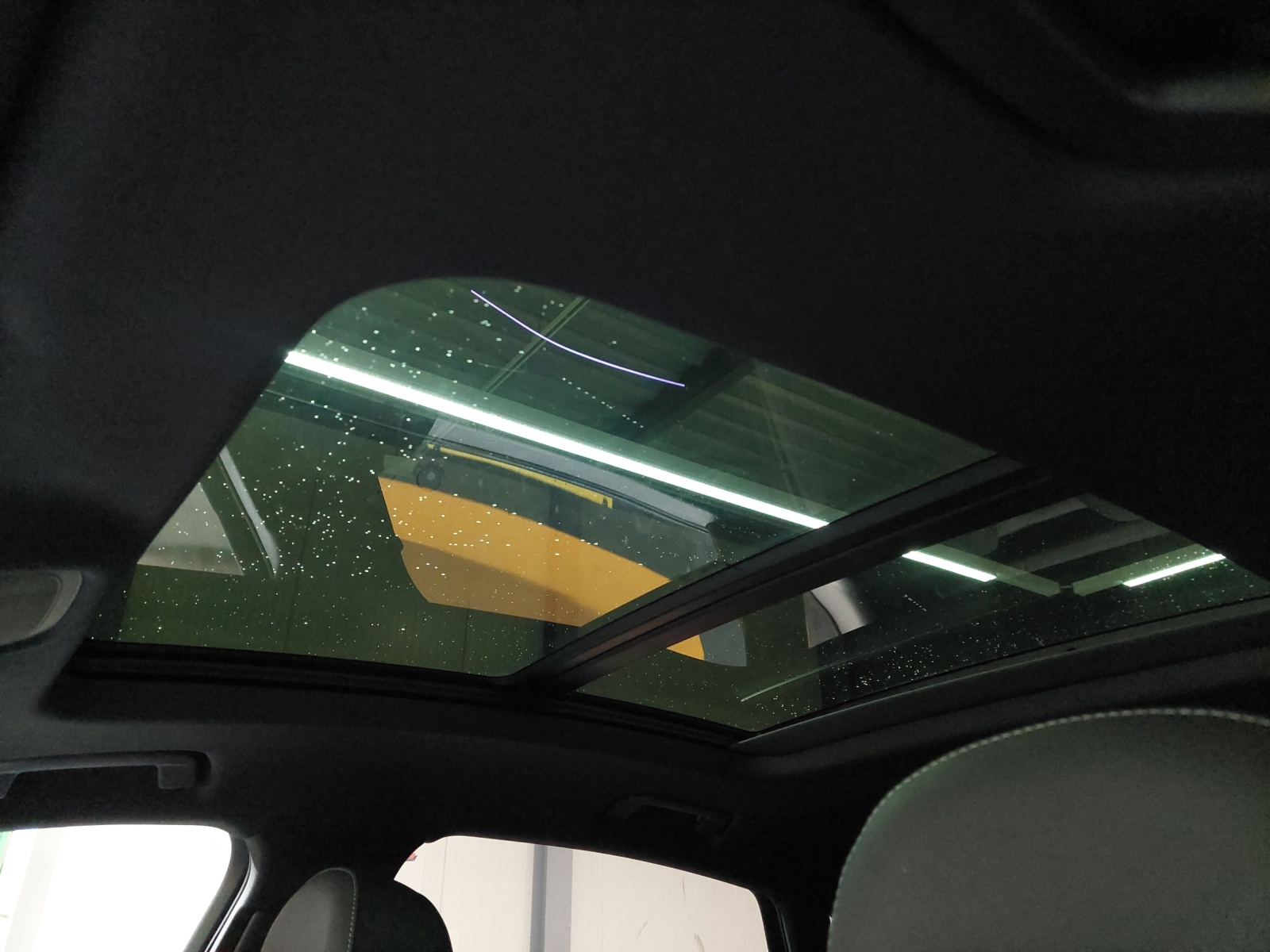AUDI Q8 Sportback 50 e-tron S line quattro-image-11