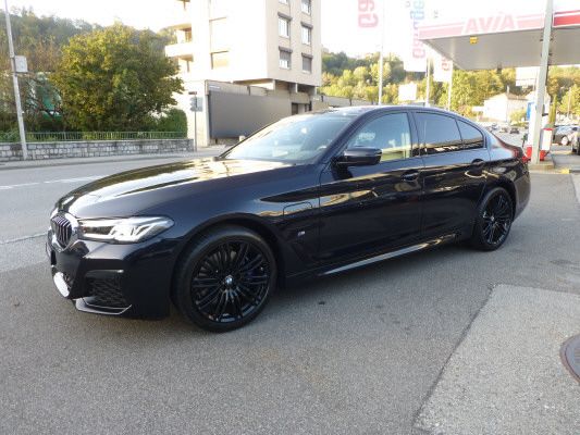BMW 530e xDrive M Sport-image-4